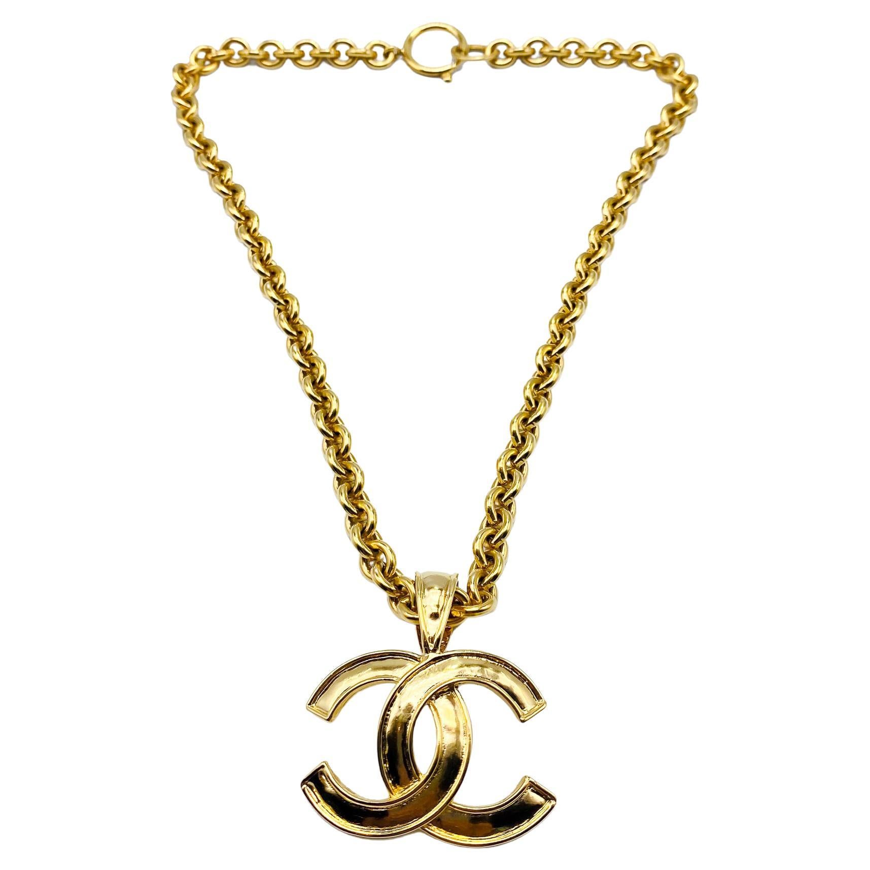 Vintage Chanel Necklace 1990s - 1994 AW Collection