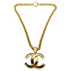Vintage Chanel Necklace 1990s - 1994 AW Collection
