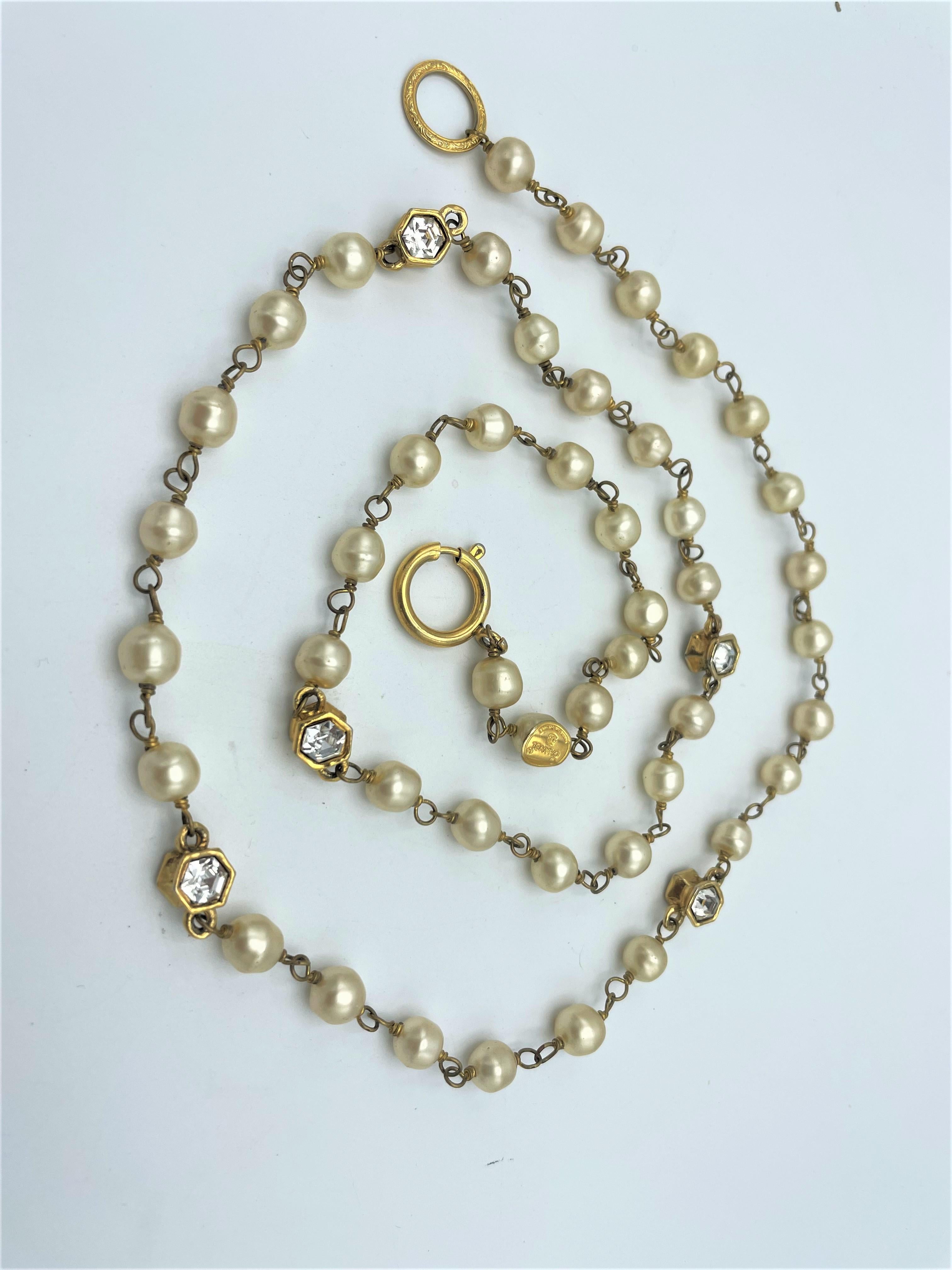 80s pearl necklace