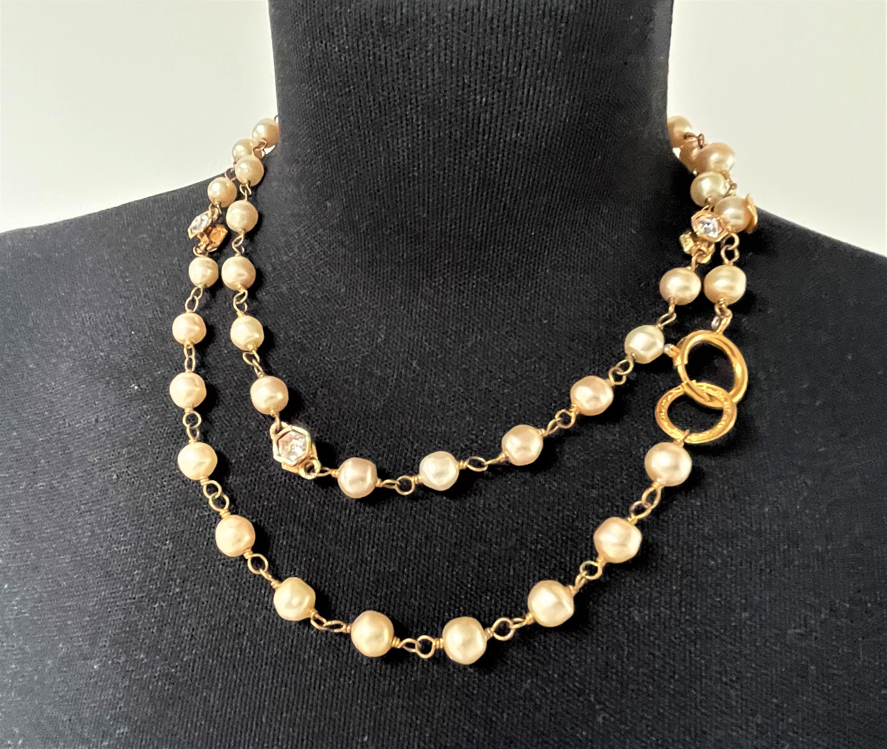 Baguette Cut Vintage Chanel necklace, faux pearls with rhinestones, signed 1970/80s, France For Sale