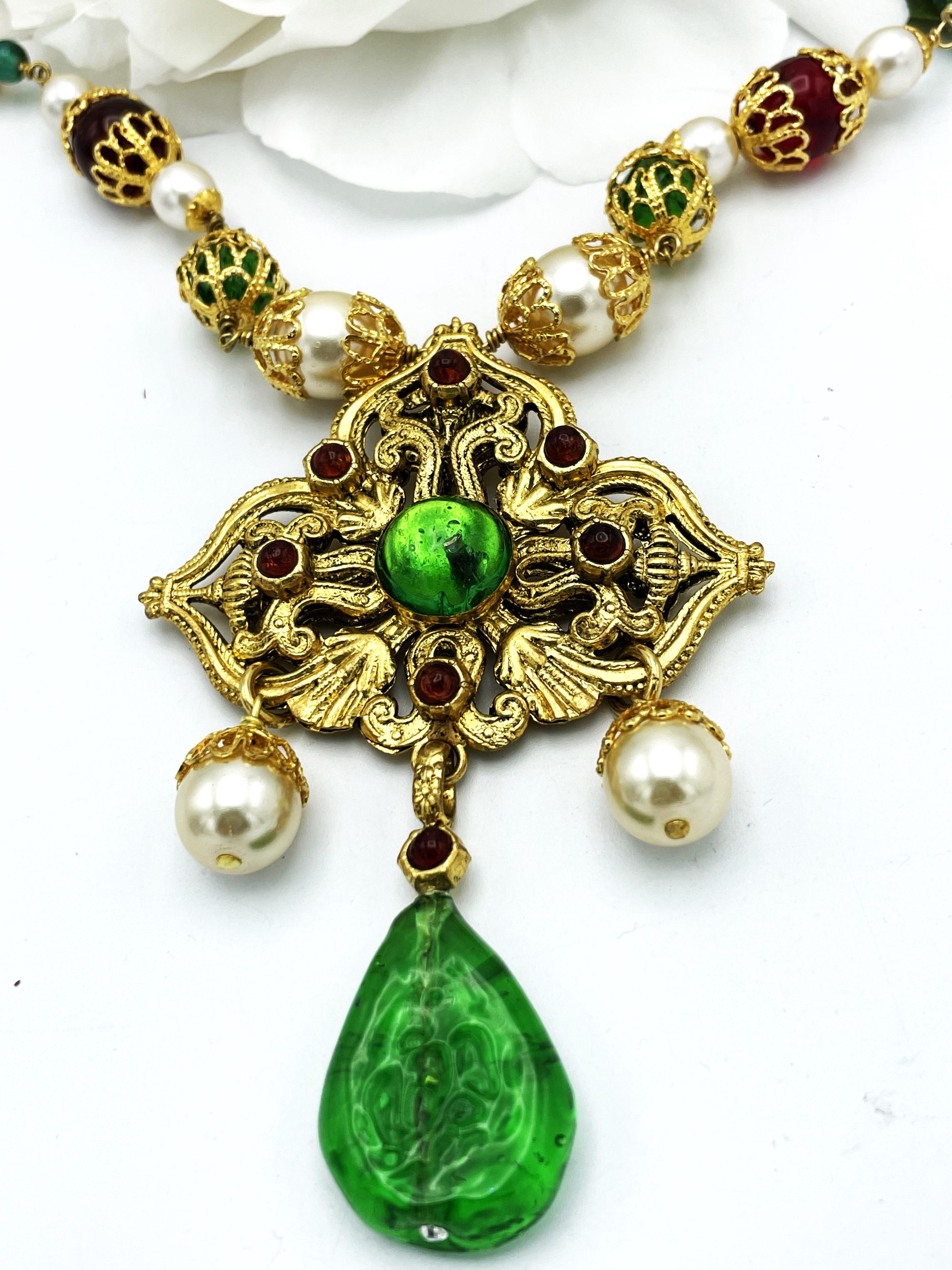 Vintage Chanel necklace with pendant from Goossens and house of Gripoix, signed  For Sale 4