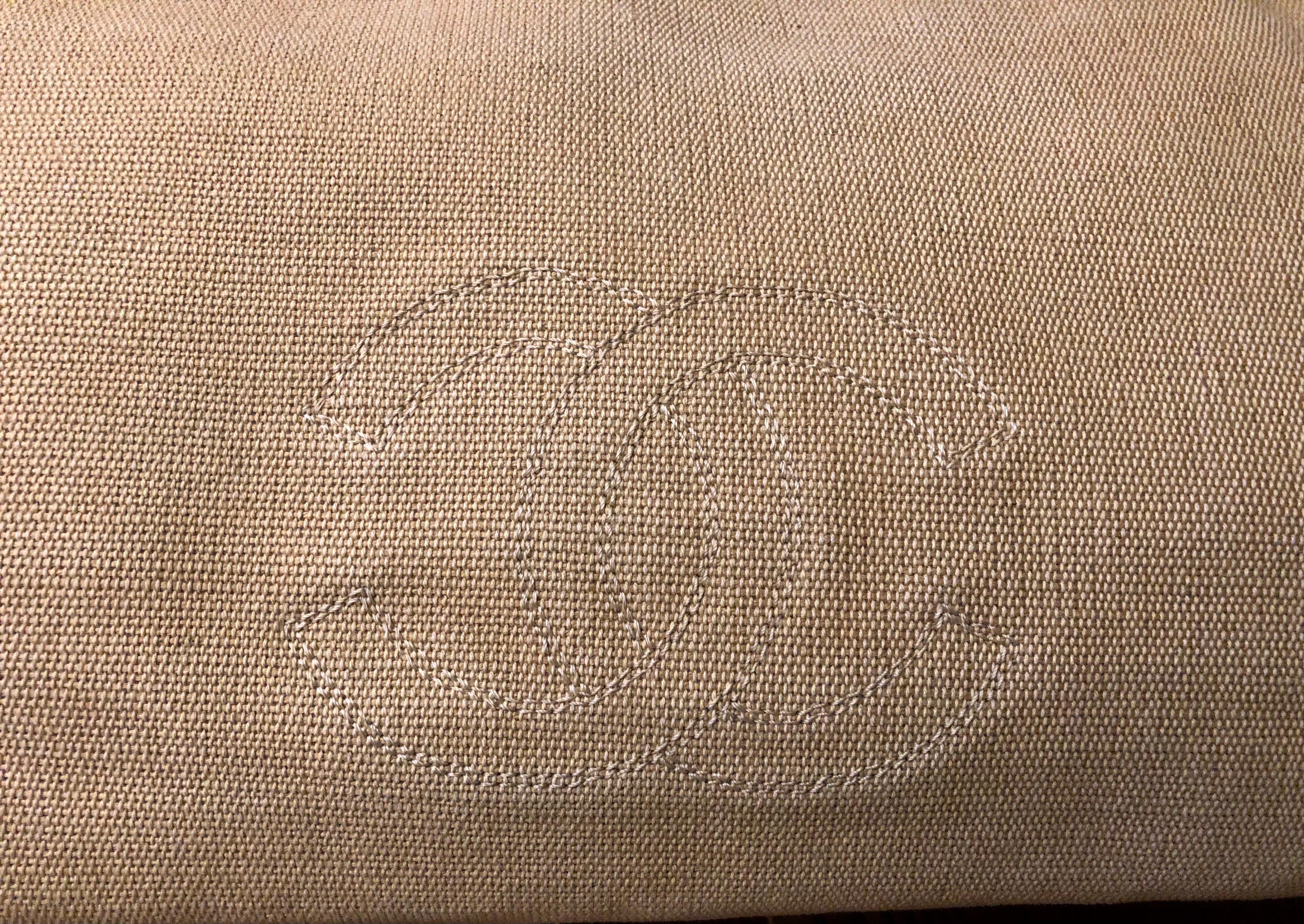 1990s Vintage CHANEL Oversized Linen Tote Bag Beige For Sale 7