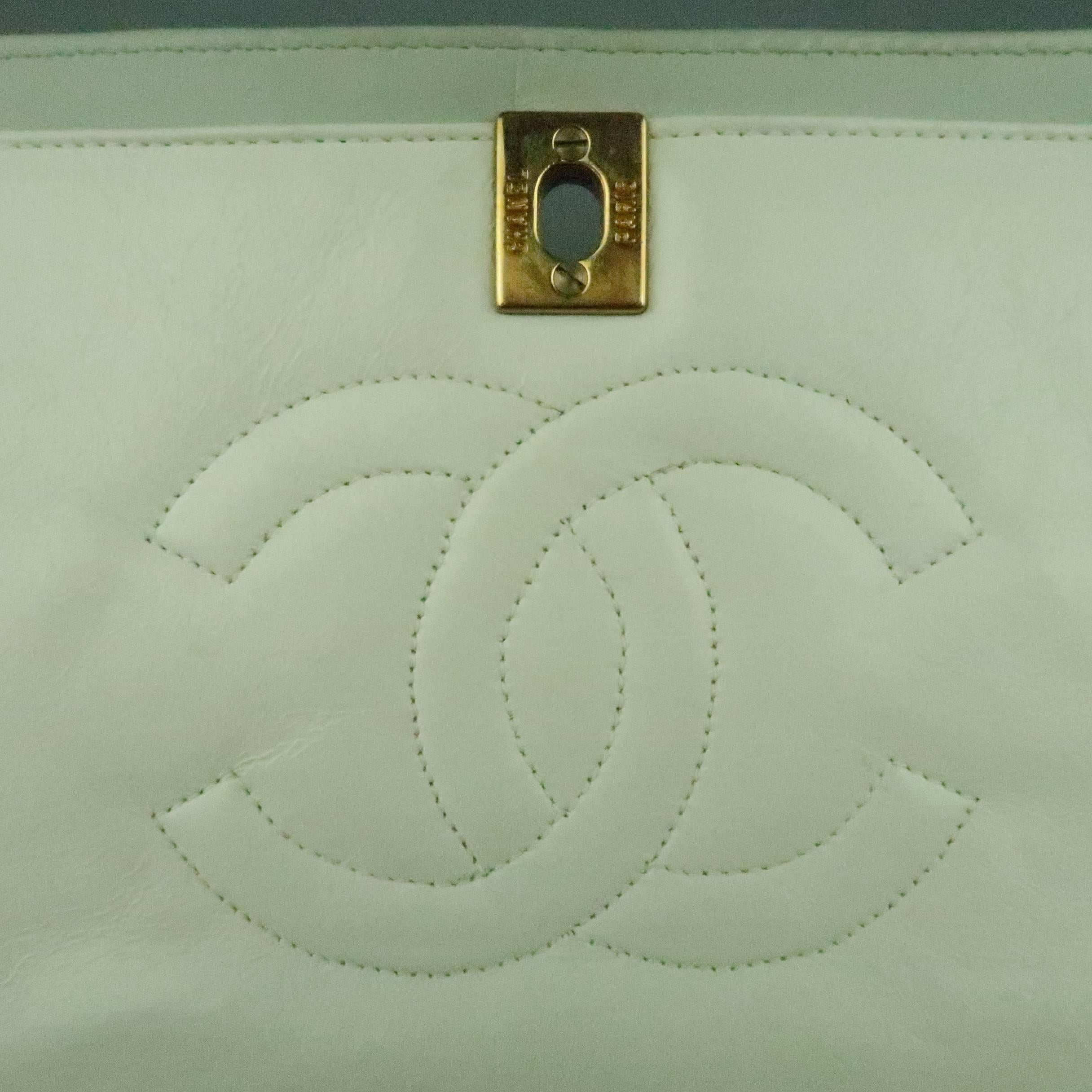 Chanel Pastel Blue Vintage Quilted Leather Gold Chain Handbag 7