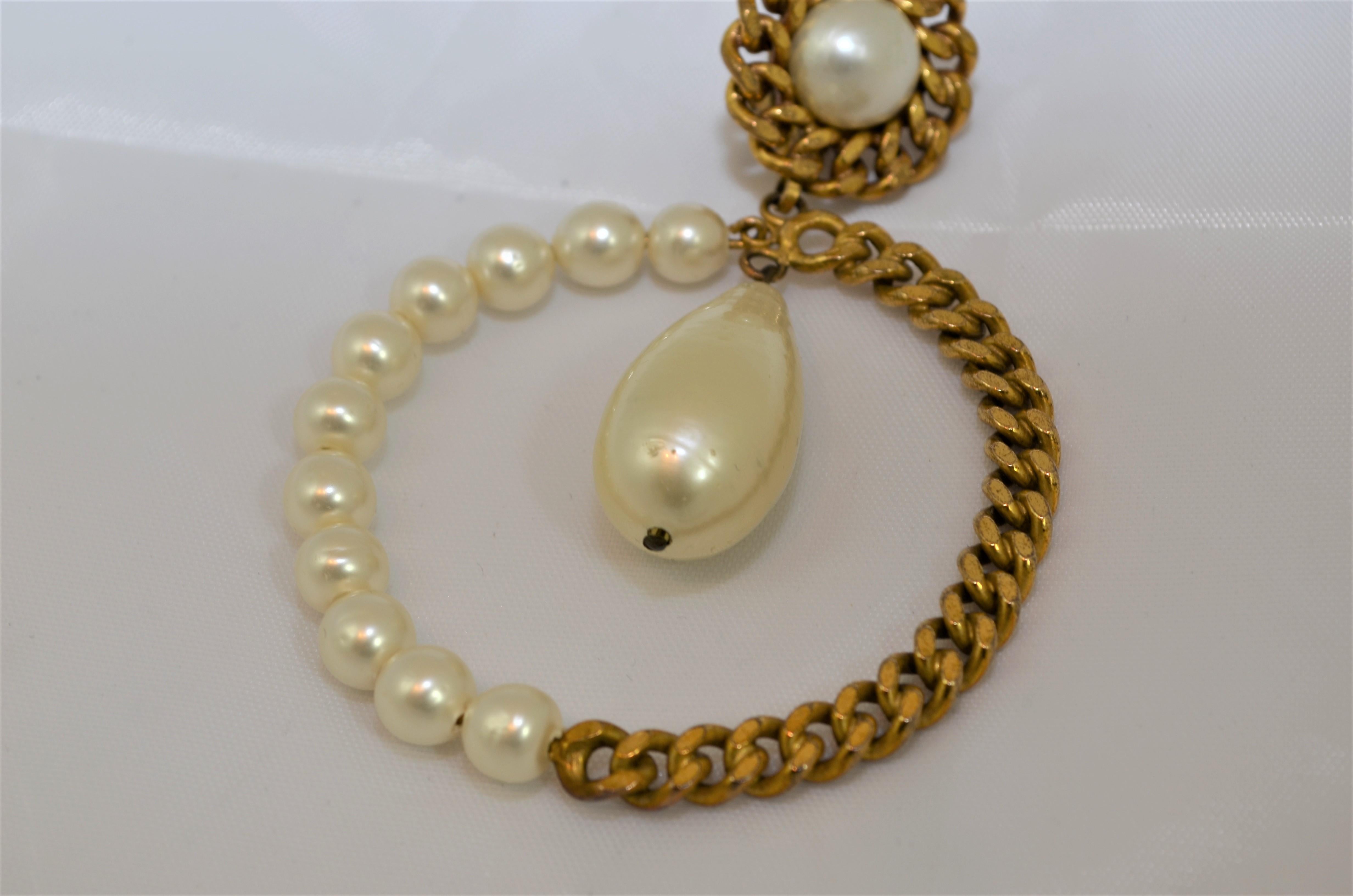 chanel hoop earrings with pearls