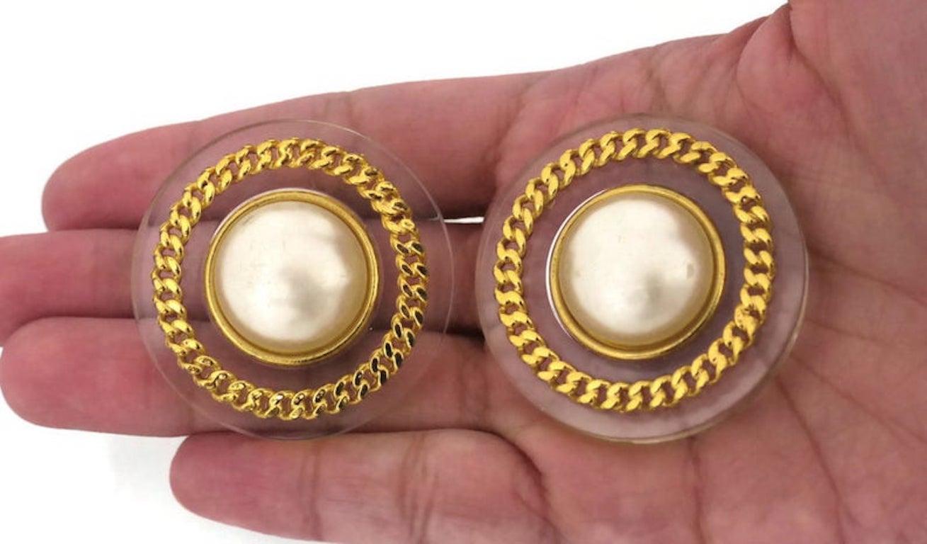 Women's Vintage CHANEL Pearl Chain Plexiglas Earrings