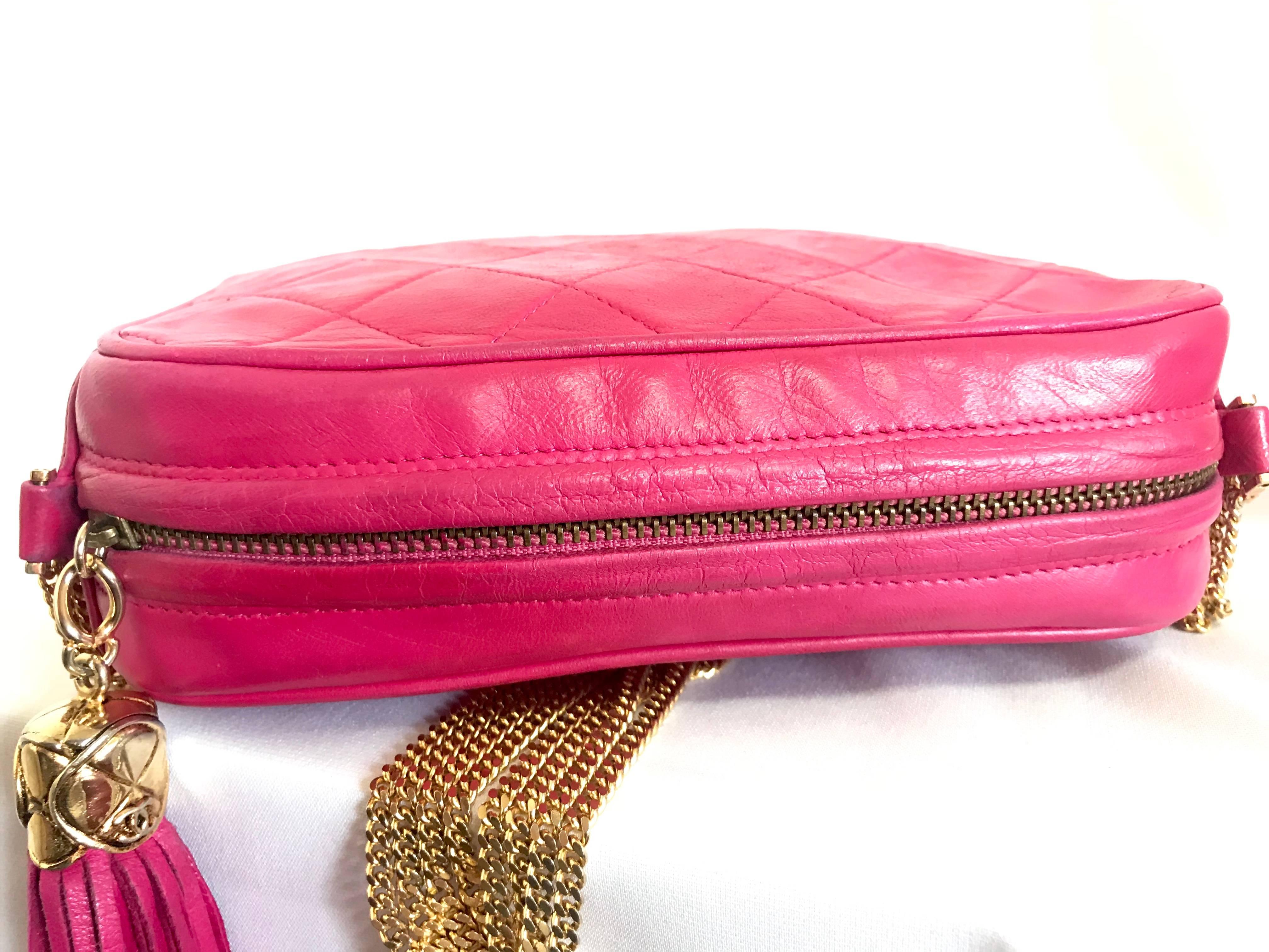 Chanel CC pink leather camera bag style Vintage shoulder bag with tassel For Sale 10