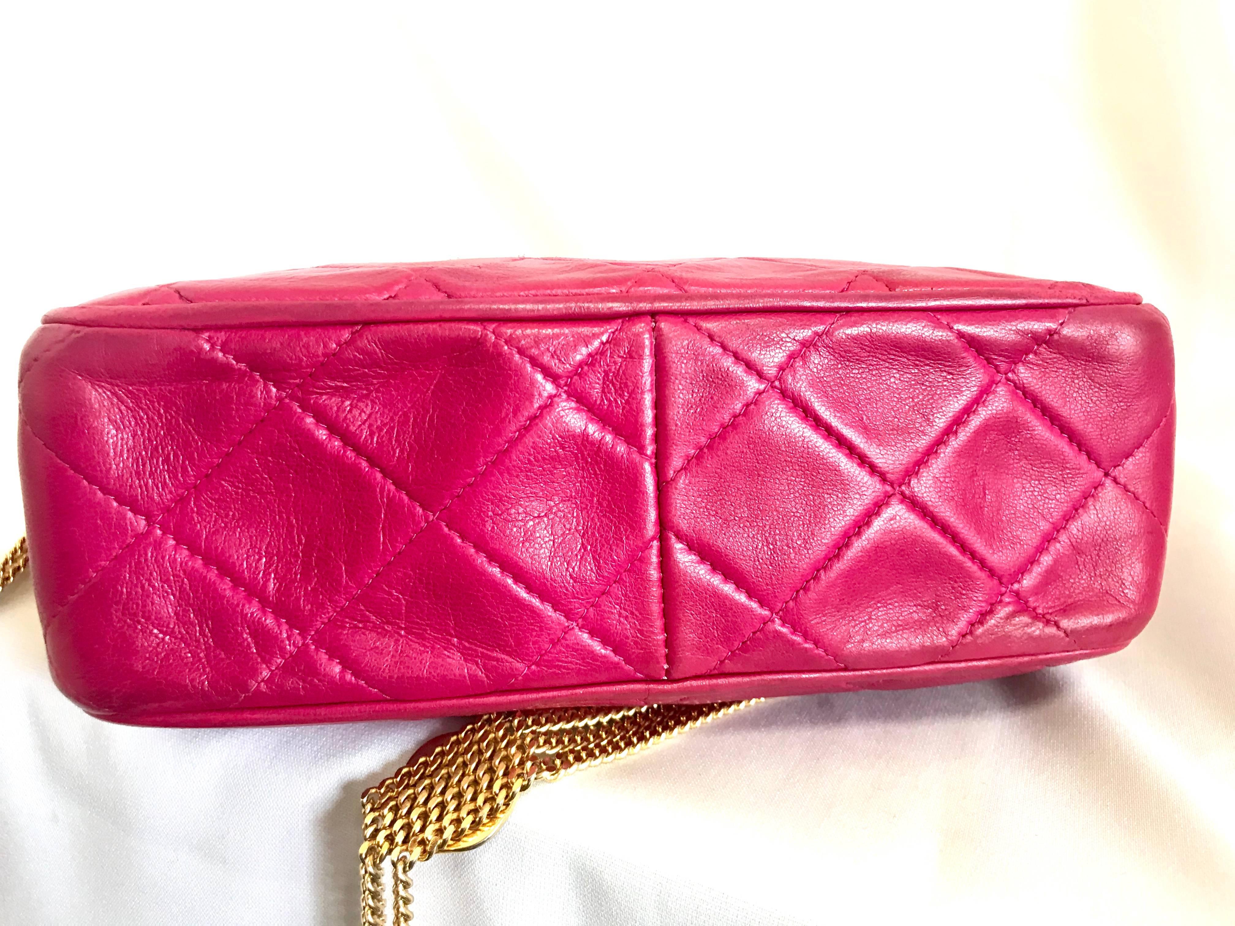 Chanel CC pink leather camera bag style Vintage shoulder bag with tassel  For Sale 11