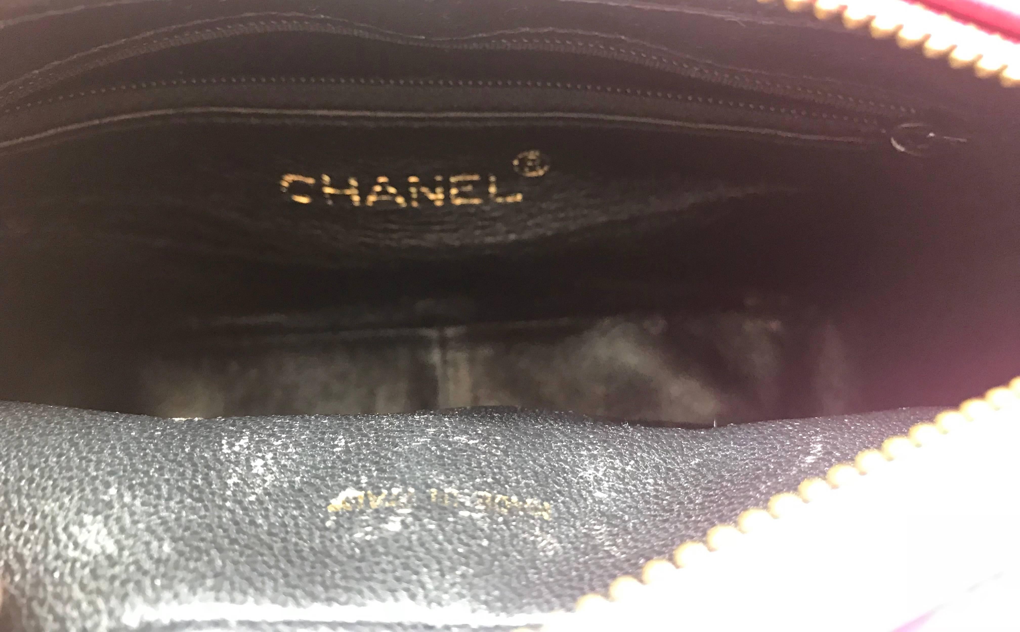 Chanel CC pink leather camera bag style Vintage shoulder bag with tassel  For Sale 12