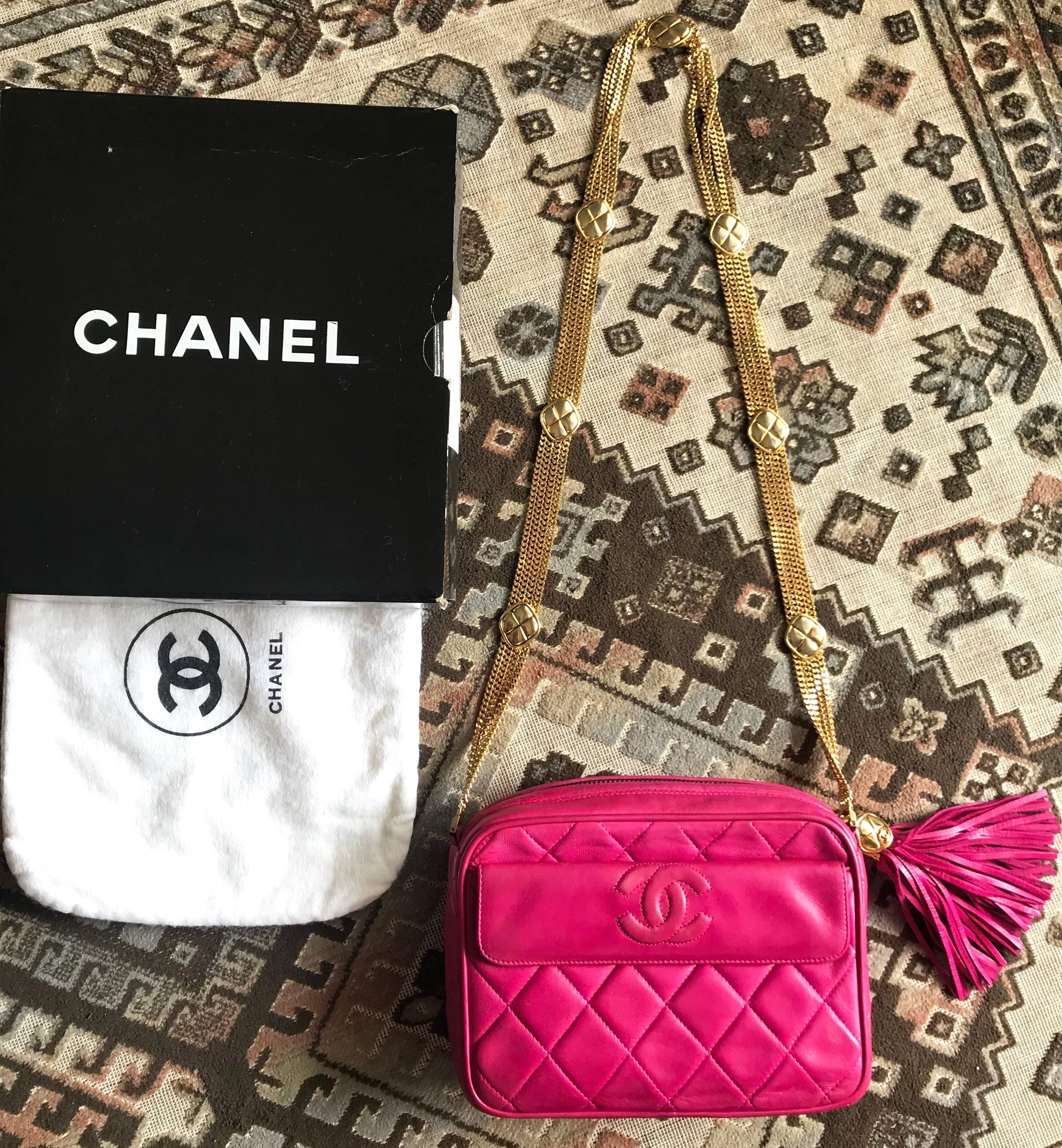Chanel CC pink leather camera bag style Vintage shoulder bag with tassel For Sale 14