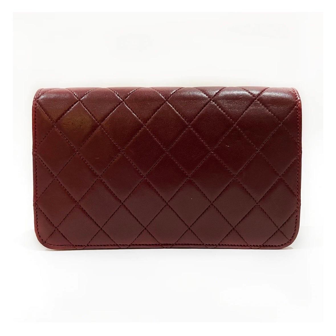 Vintage Chanel Quilted Burgundy Shoulder Bag (1970s/1980s)  In Good Condition In Los Angeles, CA