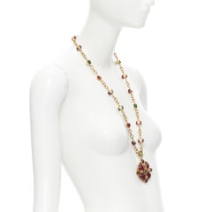 vintage CHANEL red green Gripoix gold chain Filigree Camellia pendant necklace