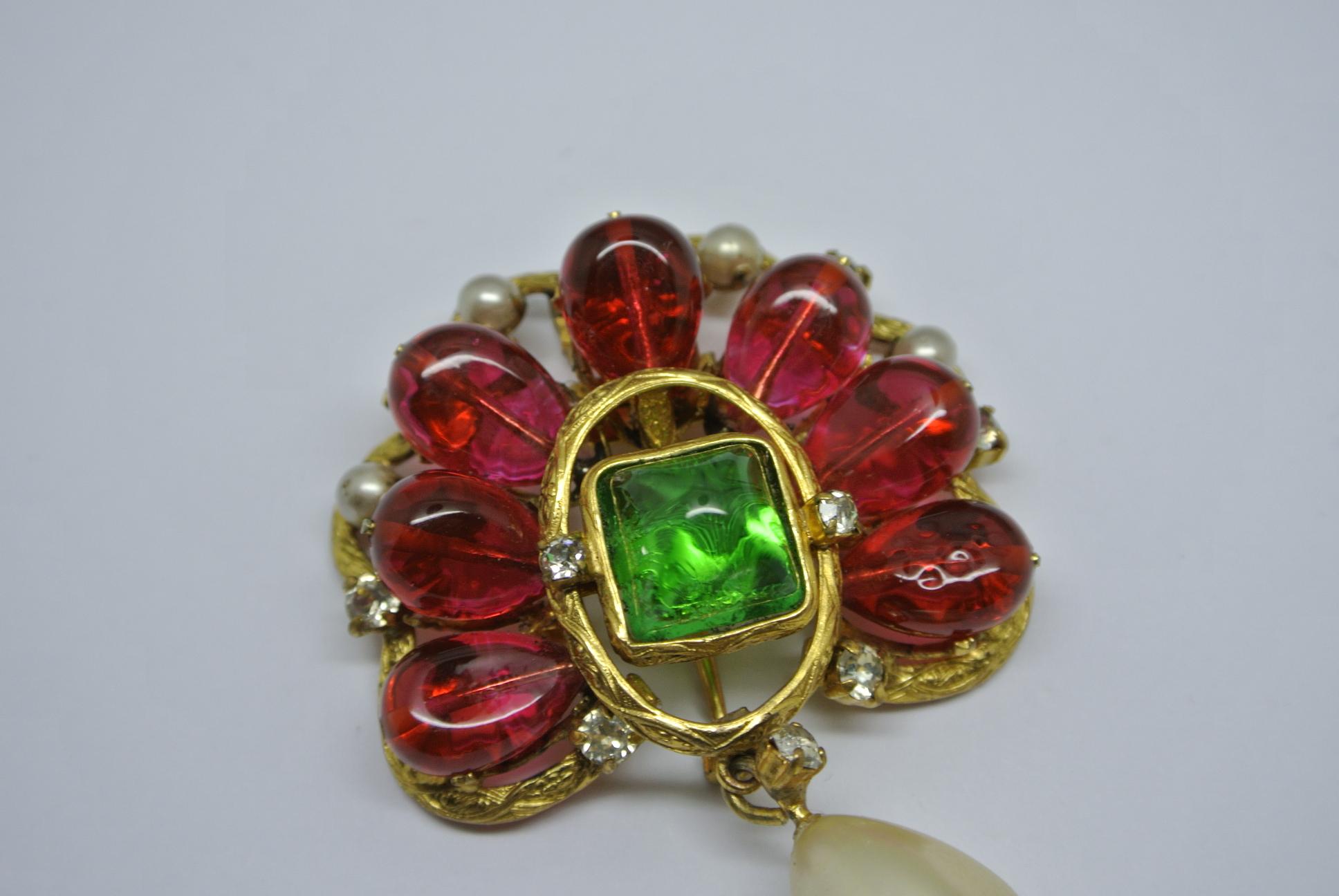 Contemporary Vintage Chanel Red Green Poured Glass Gripoix Pearl Drop Brooch Pendant For Sale