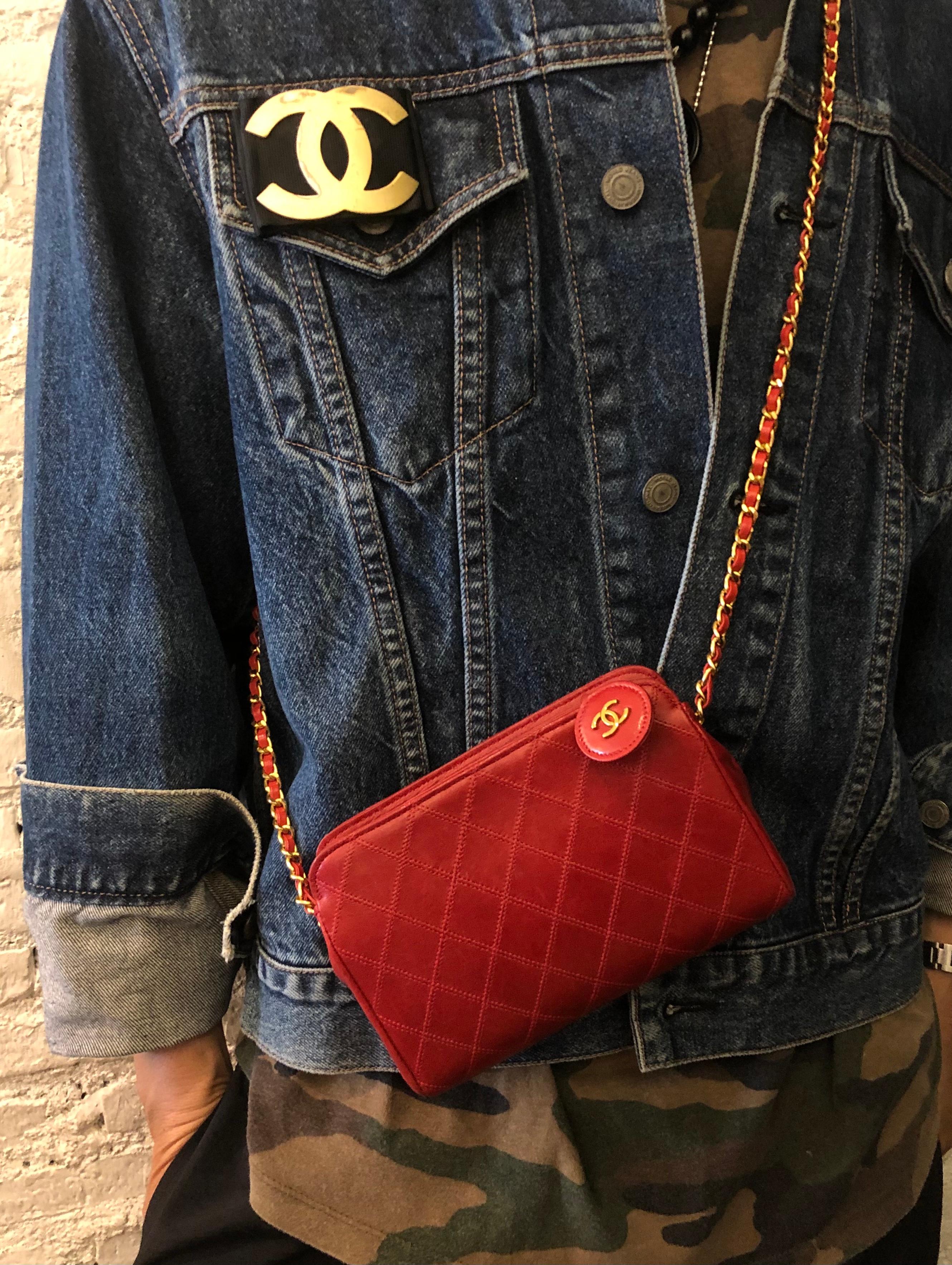 Women's or Men's Vintage CHANEL Diamond Quilted Lambskin Leather Pouch Bag Clutch Red (Altered)