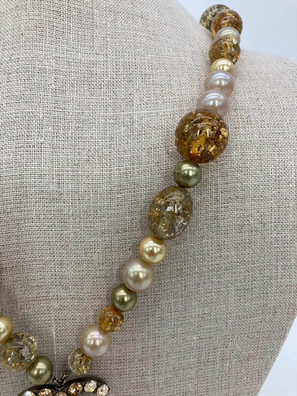 Halskette Vintage Chanel mit Strass und Perlen im Zustand „Hervorragend“ im Angebot in Philadelphia, PA