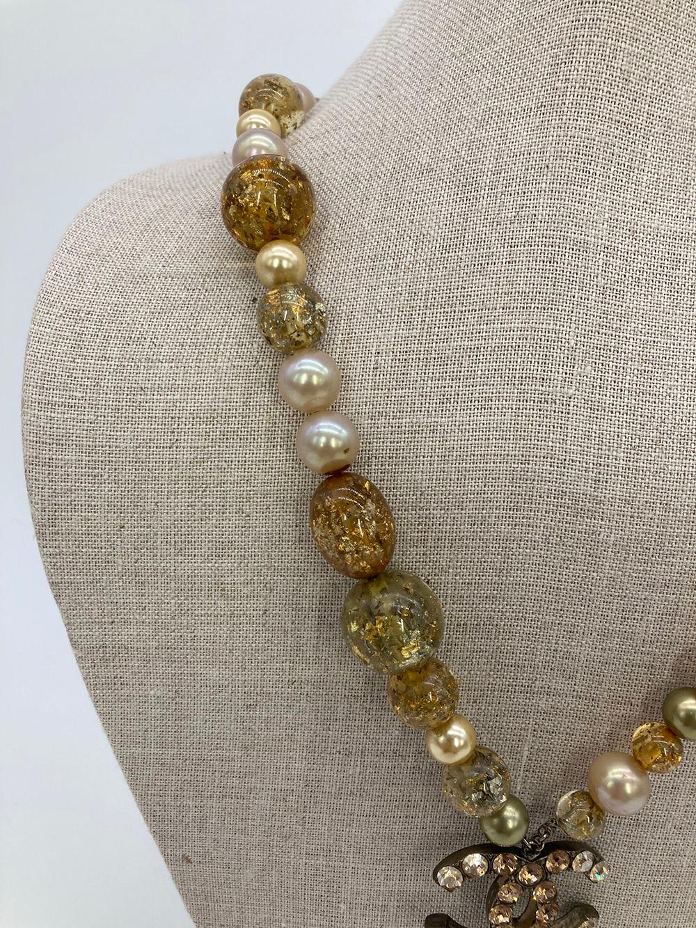 Halskette Vintage Chanel mit Strass und Perlen Damen im Angebot