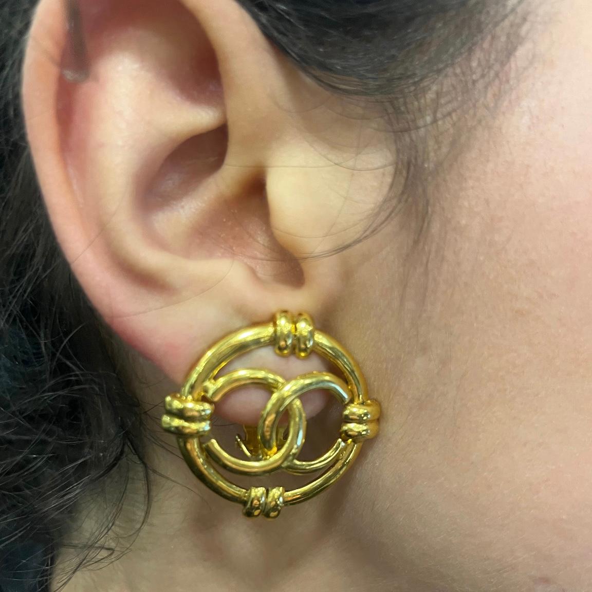 Women's Vintage CHANEL Round Clips For Sale
