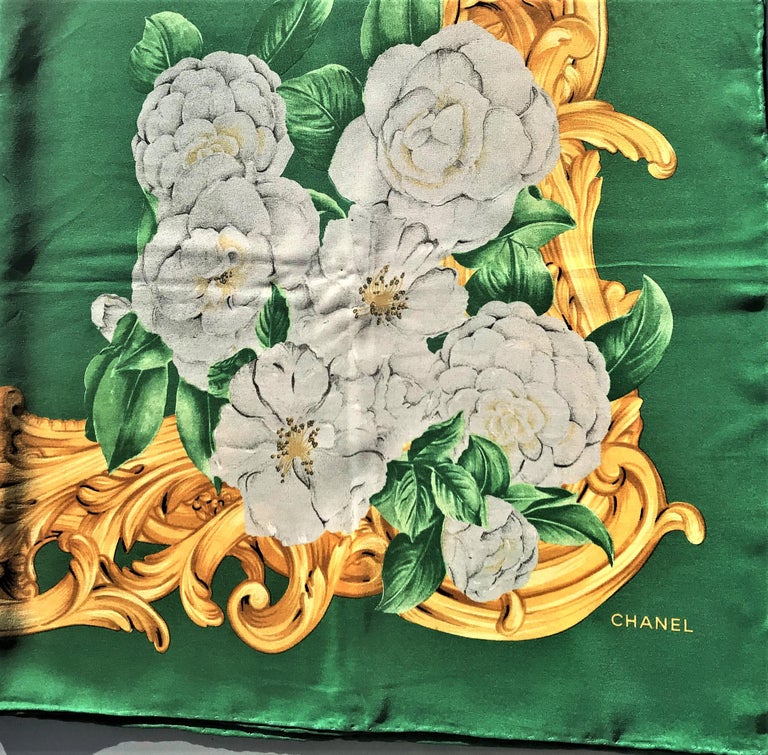 Vintage CHANEL Scarf 100 % Silk 90cm x 90 cm For Sale at 1stDibs