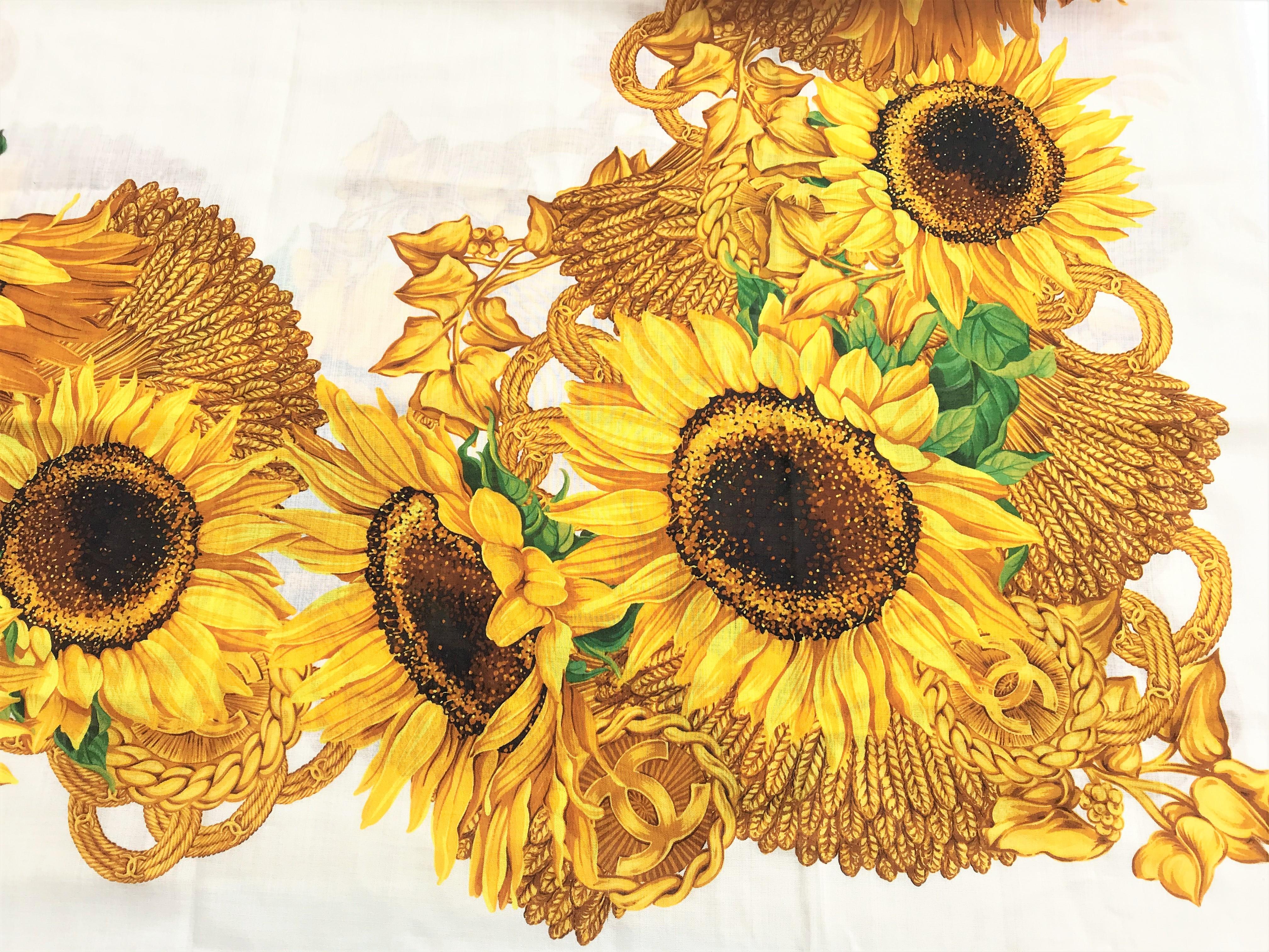 Vintage Chanel scarf silk wool Size 130 x 130 cm, yellow sunflowers and CC 1