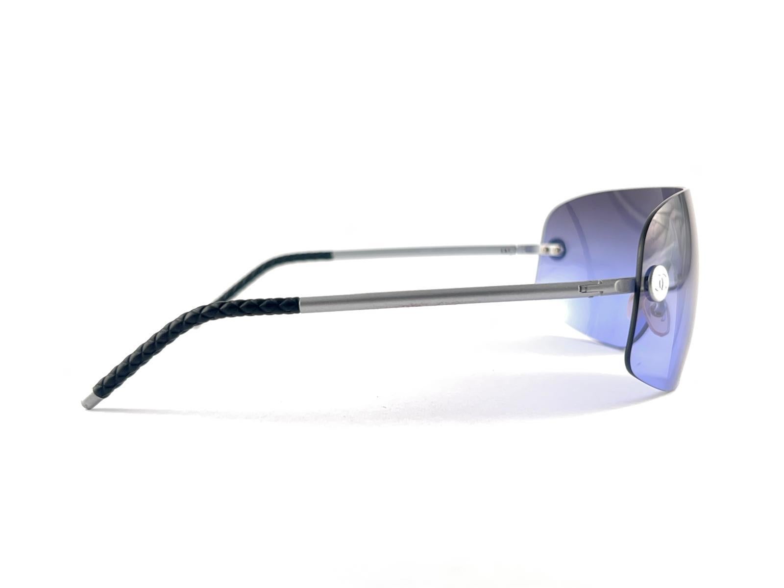 Vintage Chanel Shield Rimless Gradient Blue Sunglasses 2000's Made In Italy Y2K 1