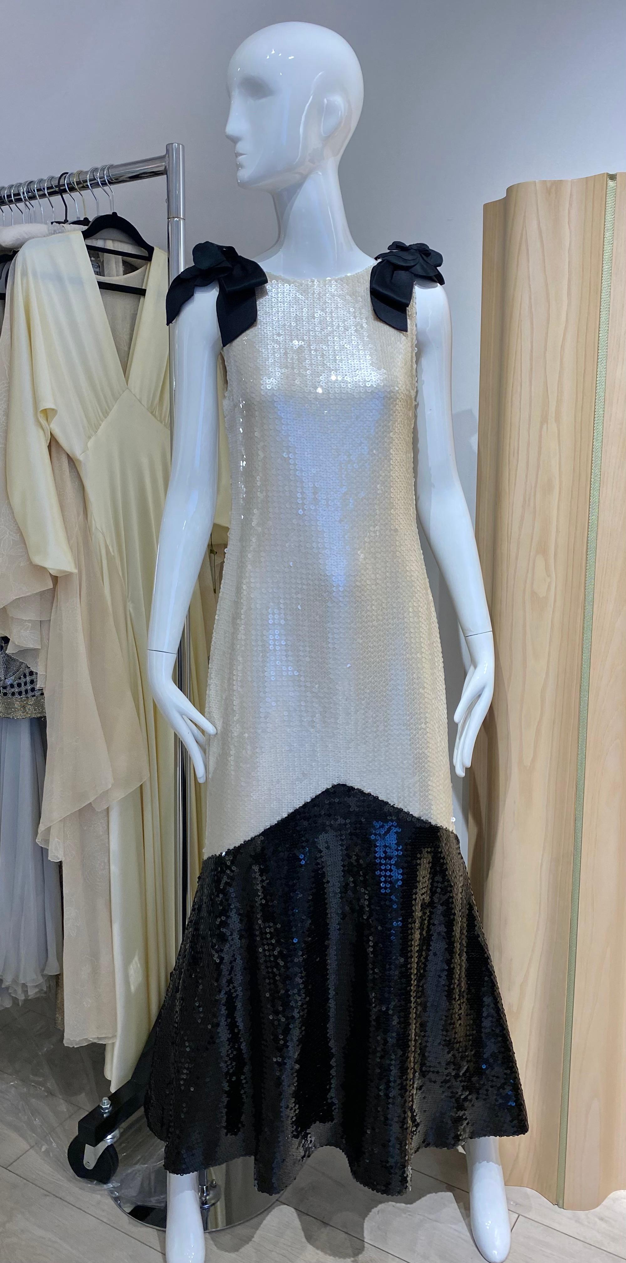 Women's Vintage Chanel Silver and Black Sequin Dress with Bows For Sale