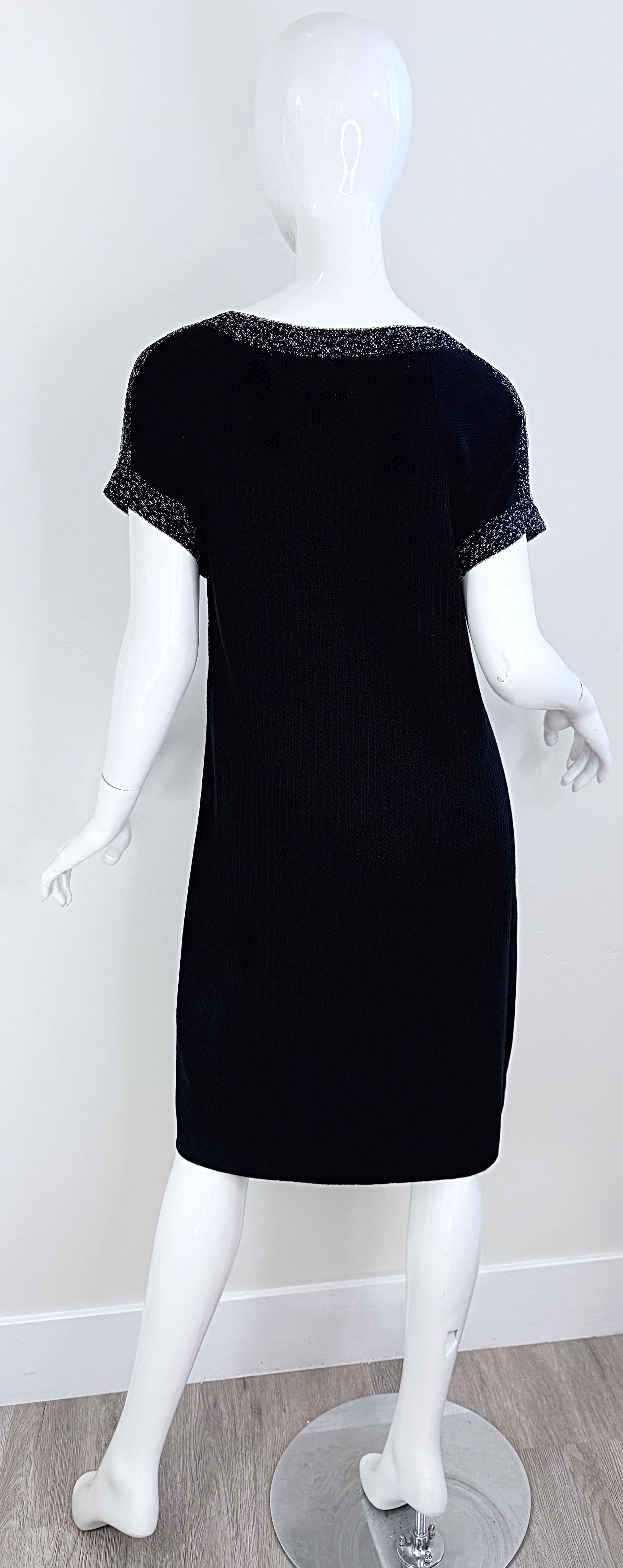 Vintage Chanel Size 42 / 10 - 14 Black and White 2000s Cotton Knit Dress Y2K For Sale 9