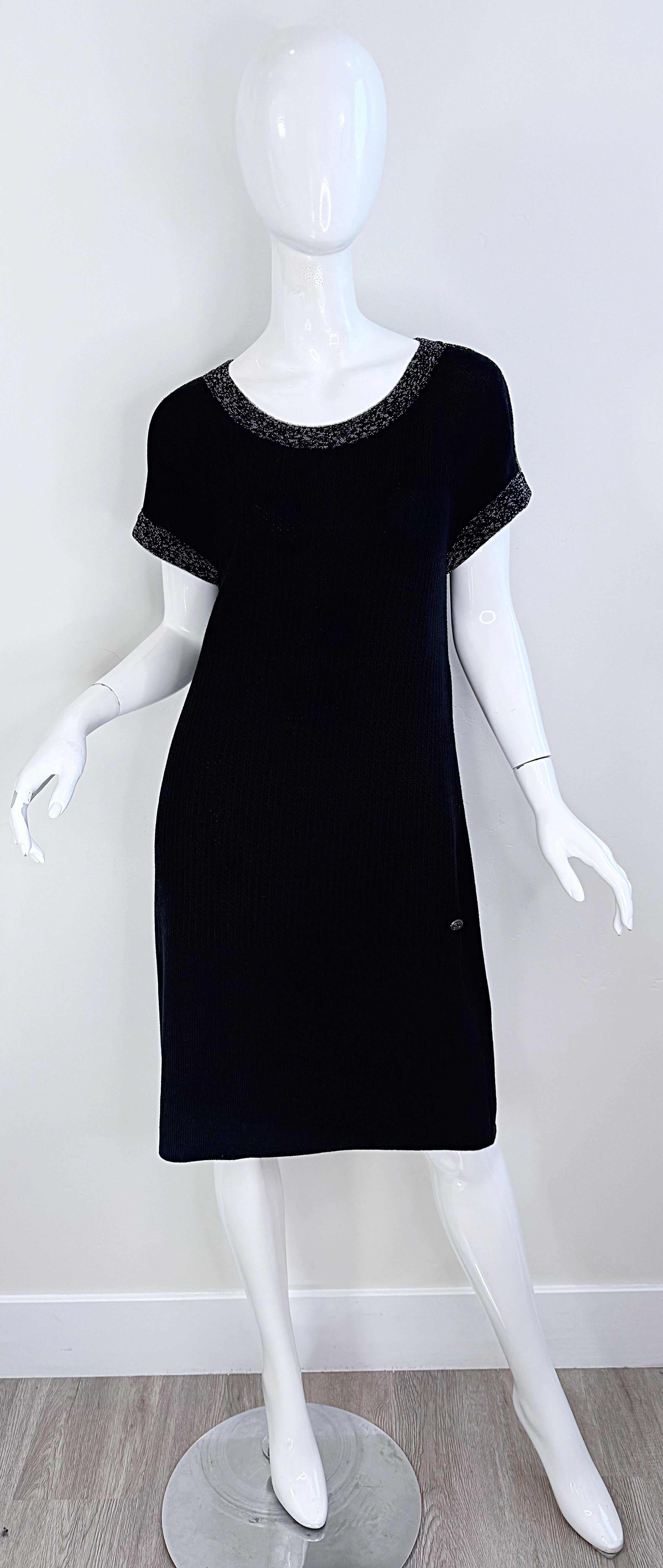 Vintage Chanel Size 42 / 10 - 14 Black and White 2000s Cotton Knit Dress Y2K In Excellent Condition For Sale In San Diego, CA