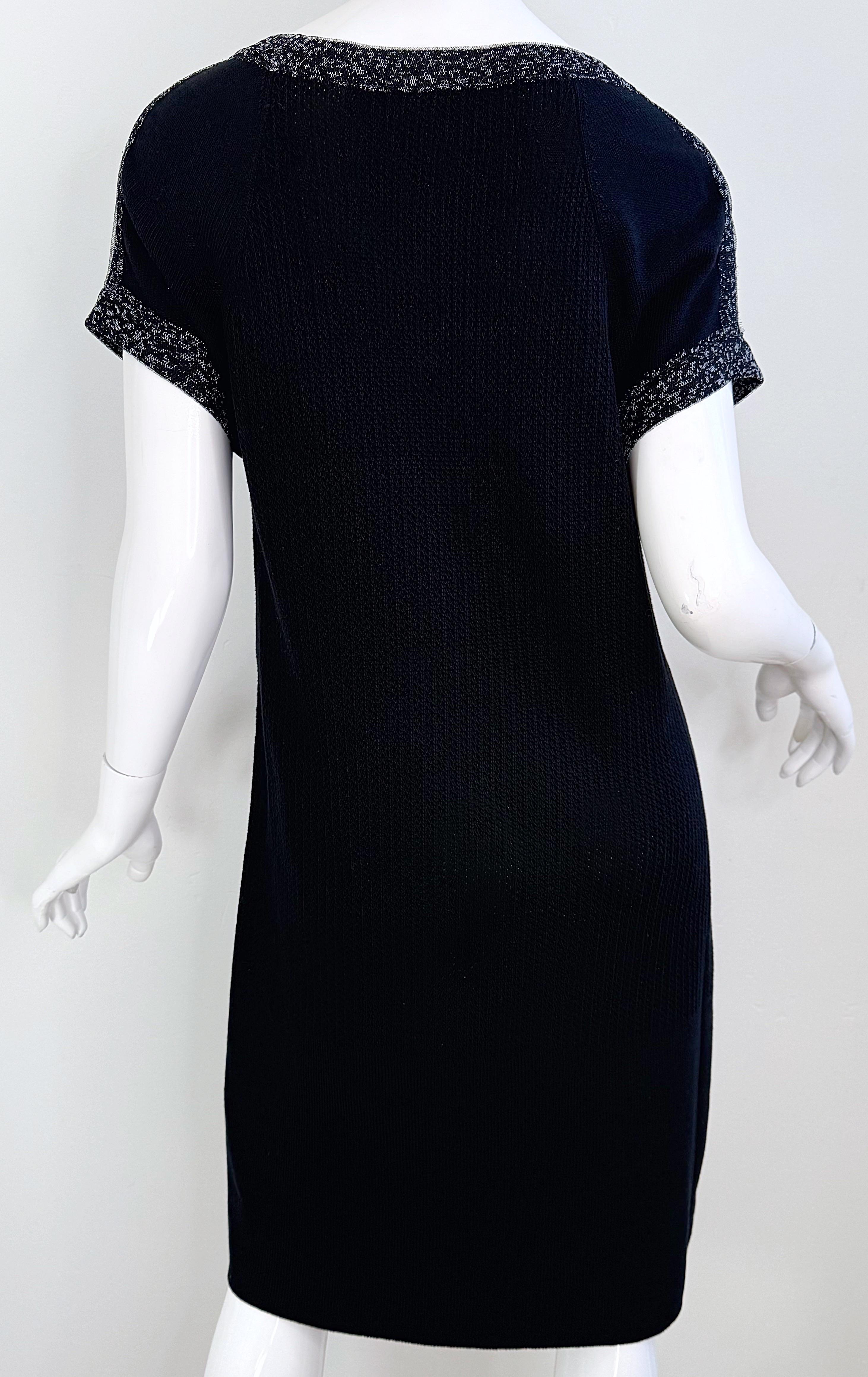 Women's Vintage Chanel Size 42 / 10 - 14 Black and White 2000s Cotton Knit Dress Y2K For Sale