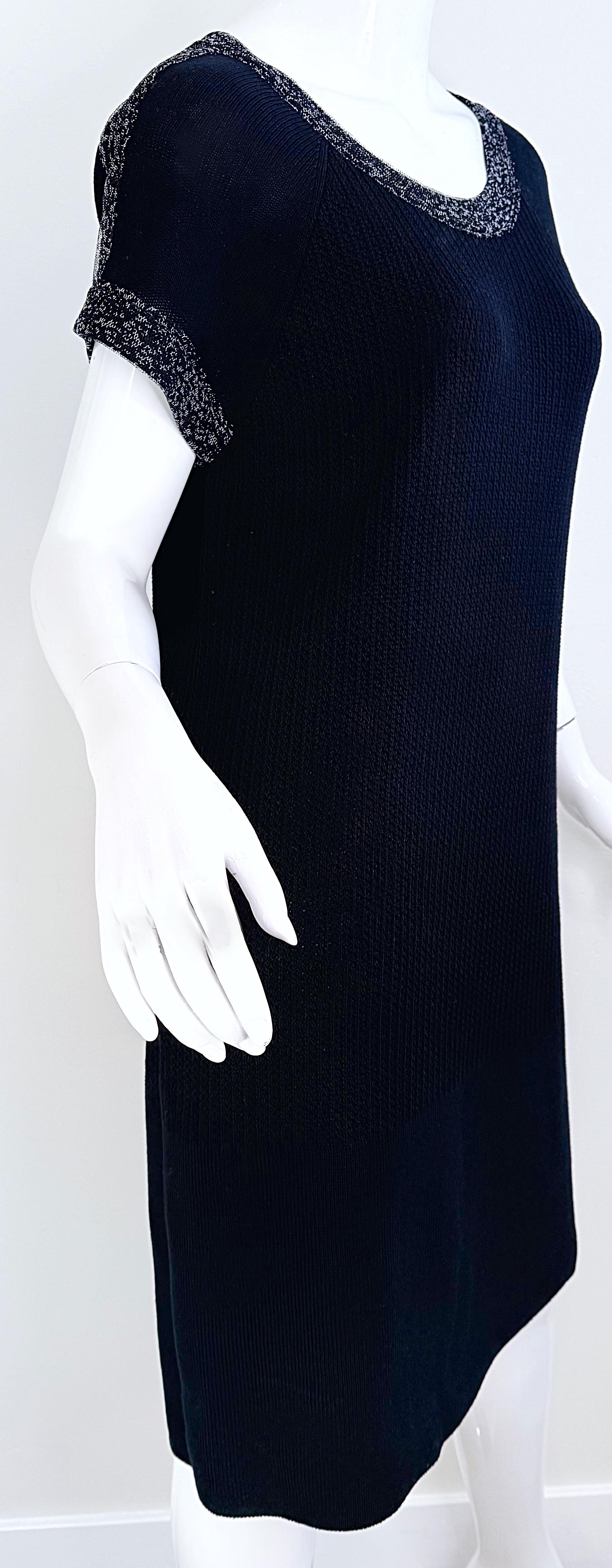 Vintage Chanel Size 42 / 10 - 14 Black and White 2000s Cotton Knit Dress Y2K For Sale 3