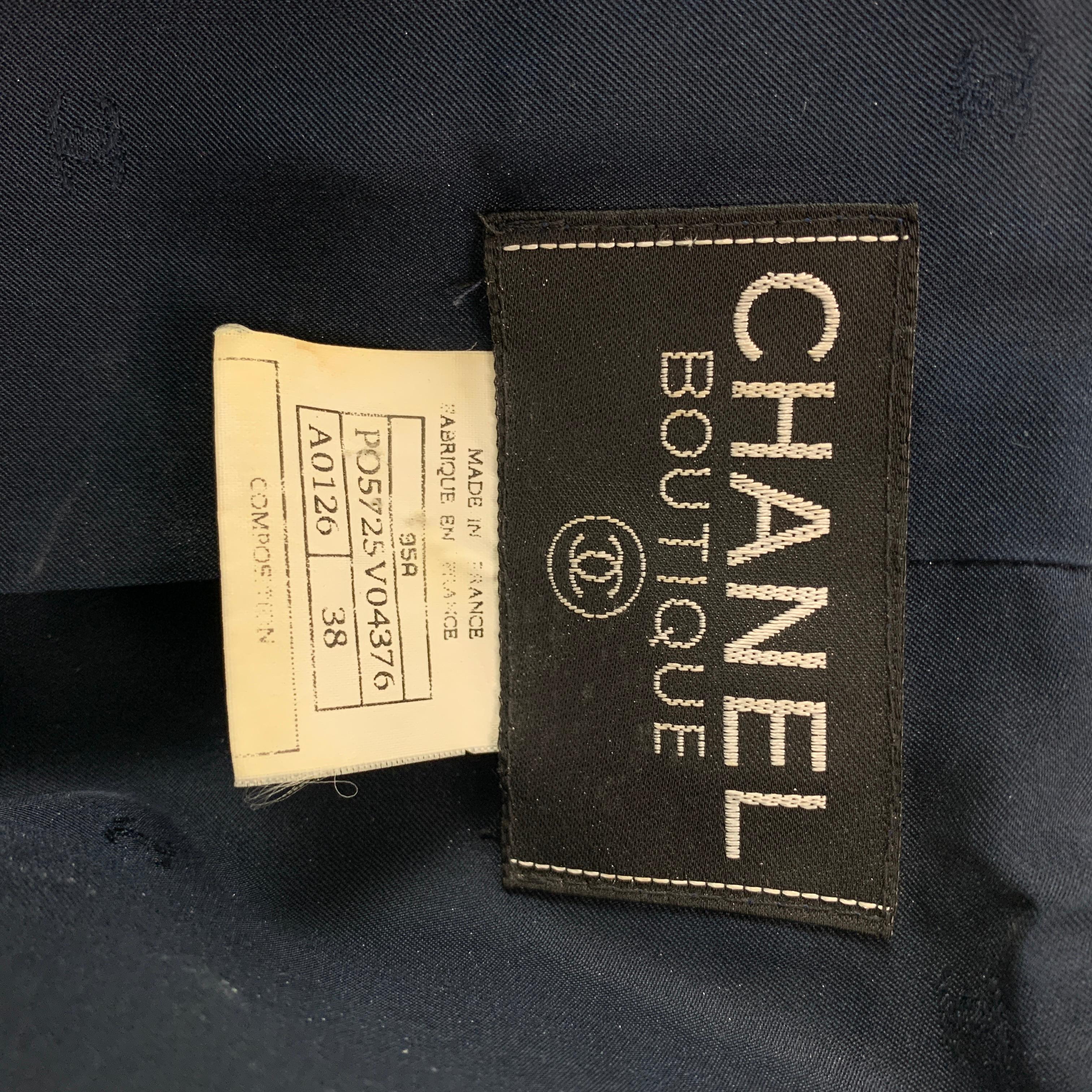 Vintage CHANEL Size 6 Navy Cream Wool Blend Checkered Jacket 3