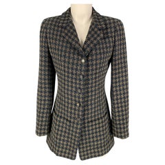 Vintage CHANEL Size 6 Navy Cream Wool Blend Checkered Jacket