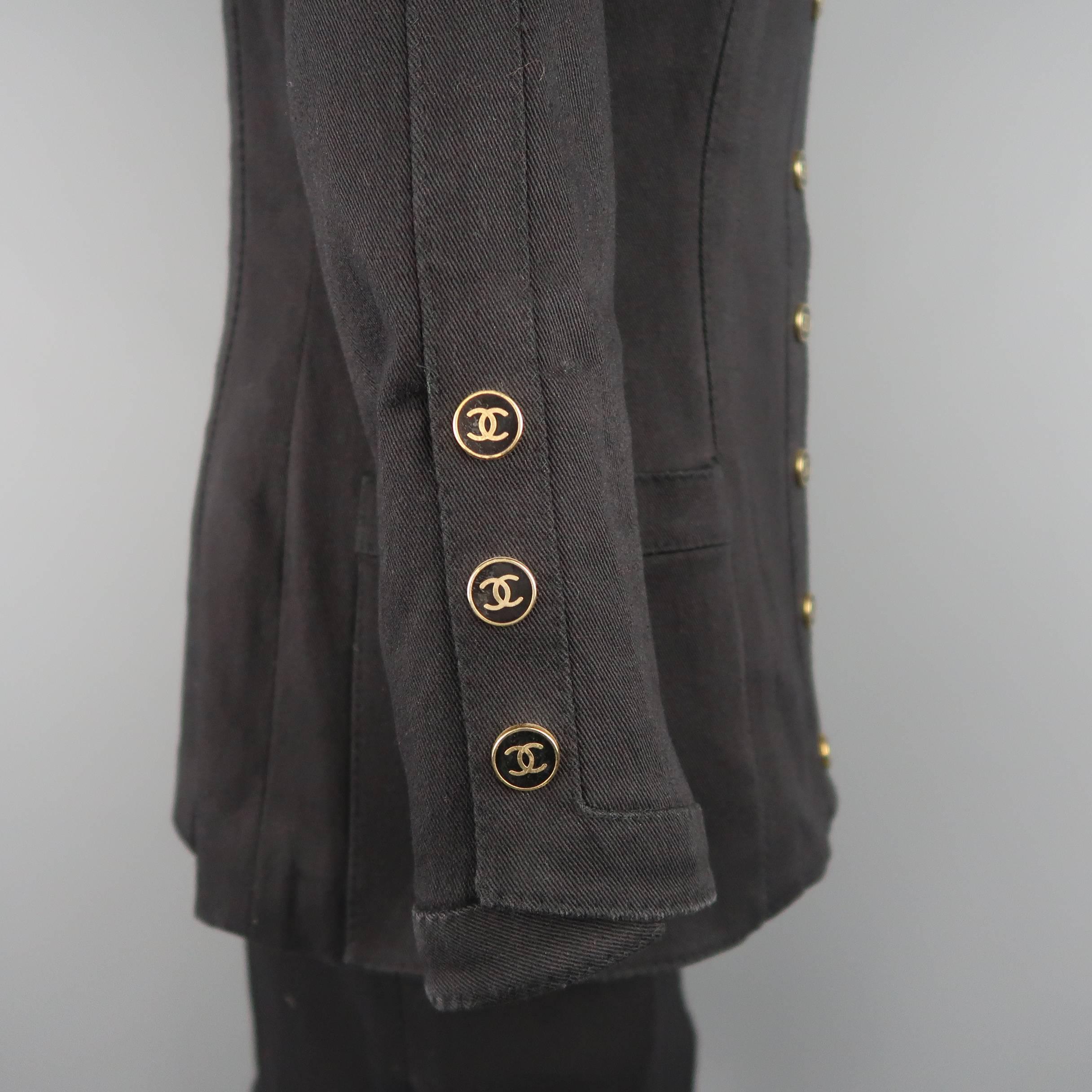 Vintage CHANEL Skirt Suit - Size 8 Black Denim Gold Logo Snap 5