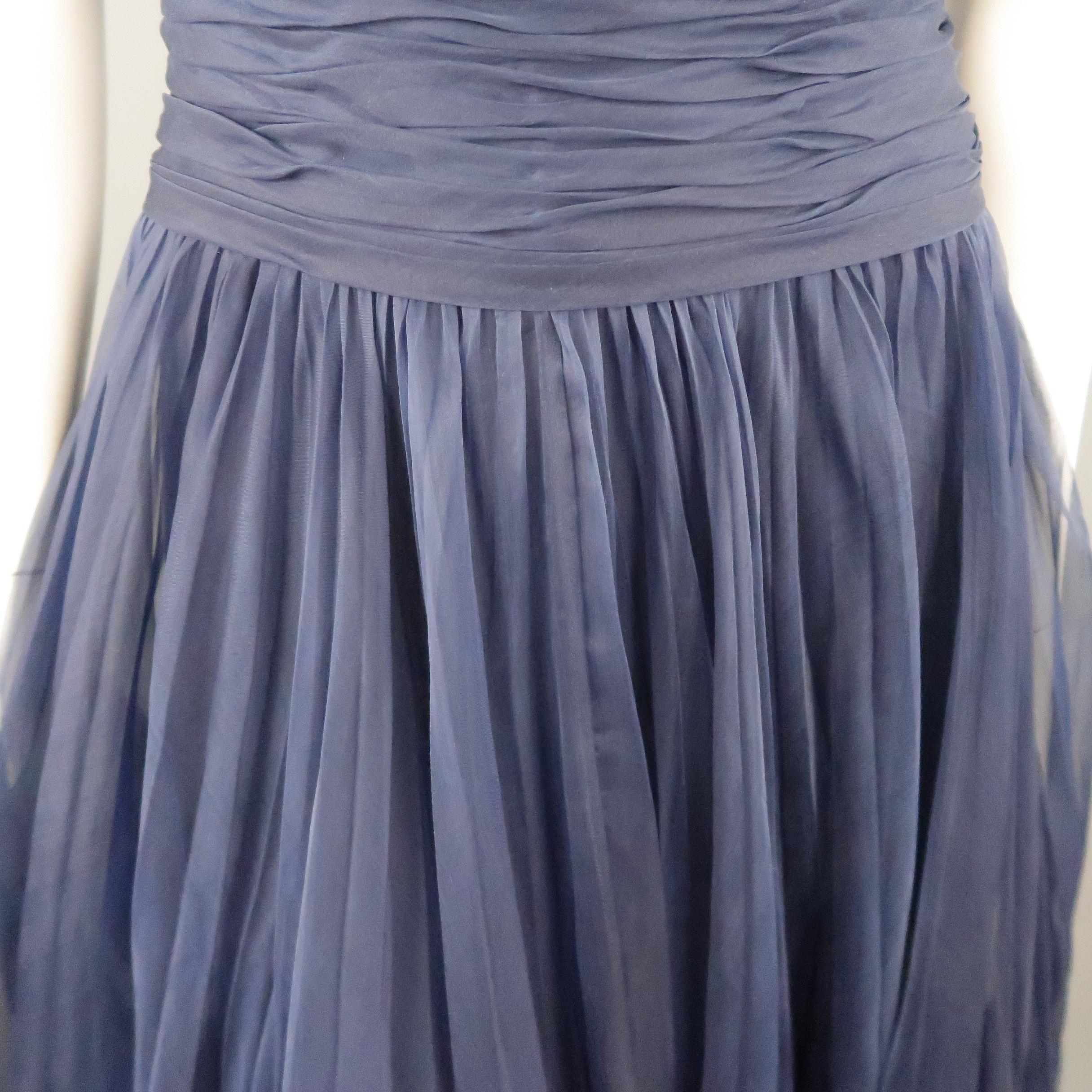 Vintage CHANEL Größe US 8 / FR 40 Marineblau Geraffte Seide Trägerloses Kleid Frühling 1997 im Zustand „Gut“ in San Francisco, CA
