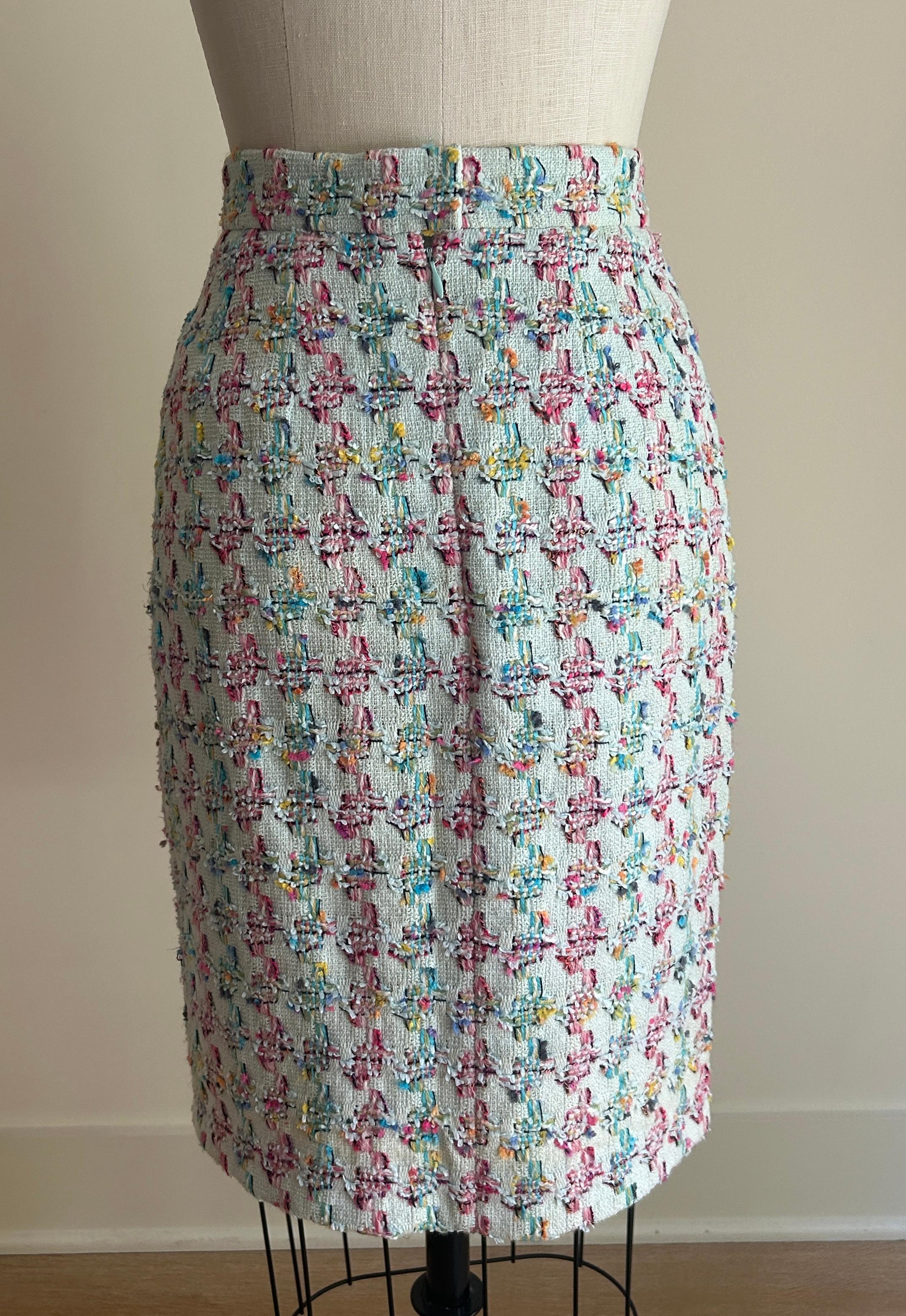 Vintage Chanel Spring 1995 Runway Blue Fantasy Tweed Skirt Suit 6