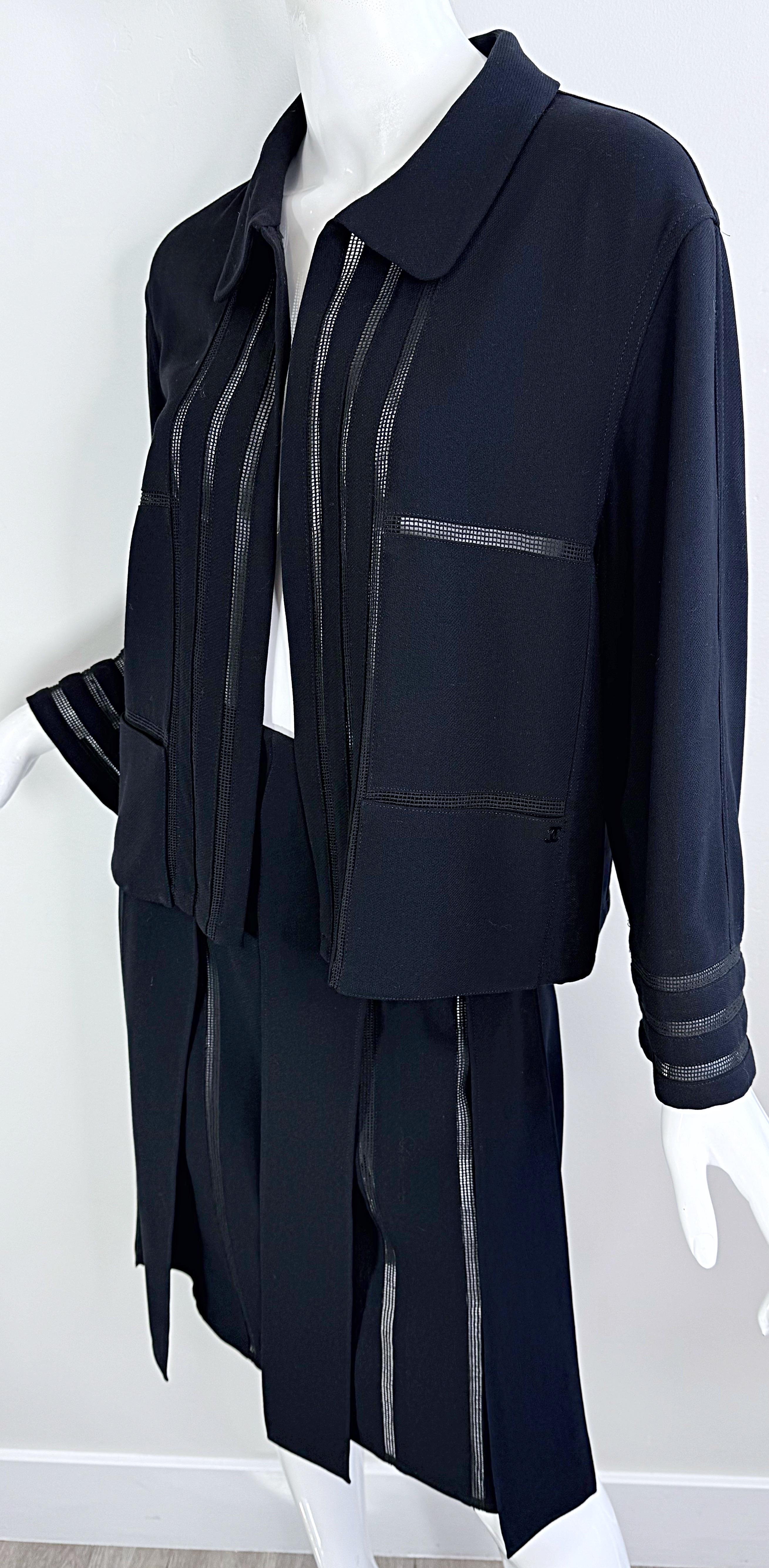 Vintage Chanel Spring 1999 Sz 42 44 Black Sheer Panels Light Wool Skirt Suit For Sale 6