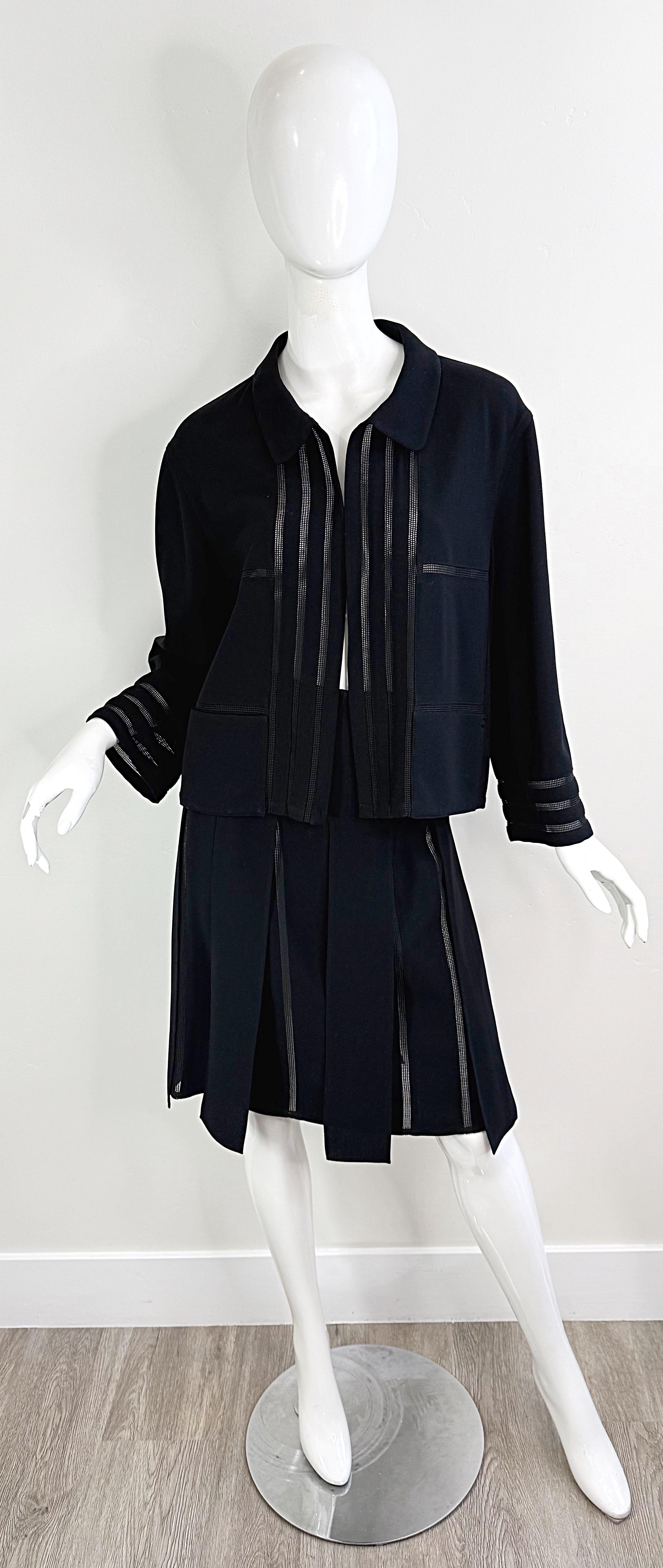 Vintage Chanel Spring 1999 Sz 42 44 Black Sheer Panels Light Wool Skirt Suit For Sale 11