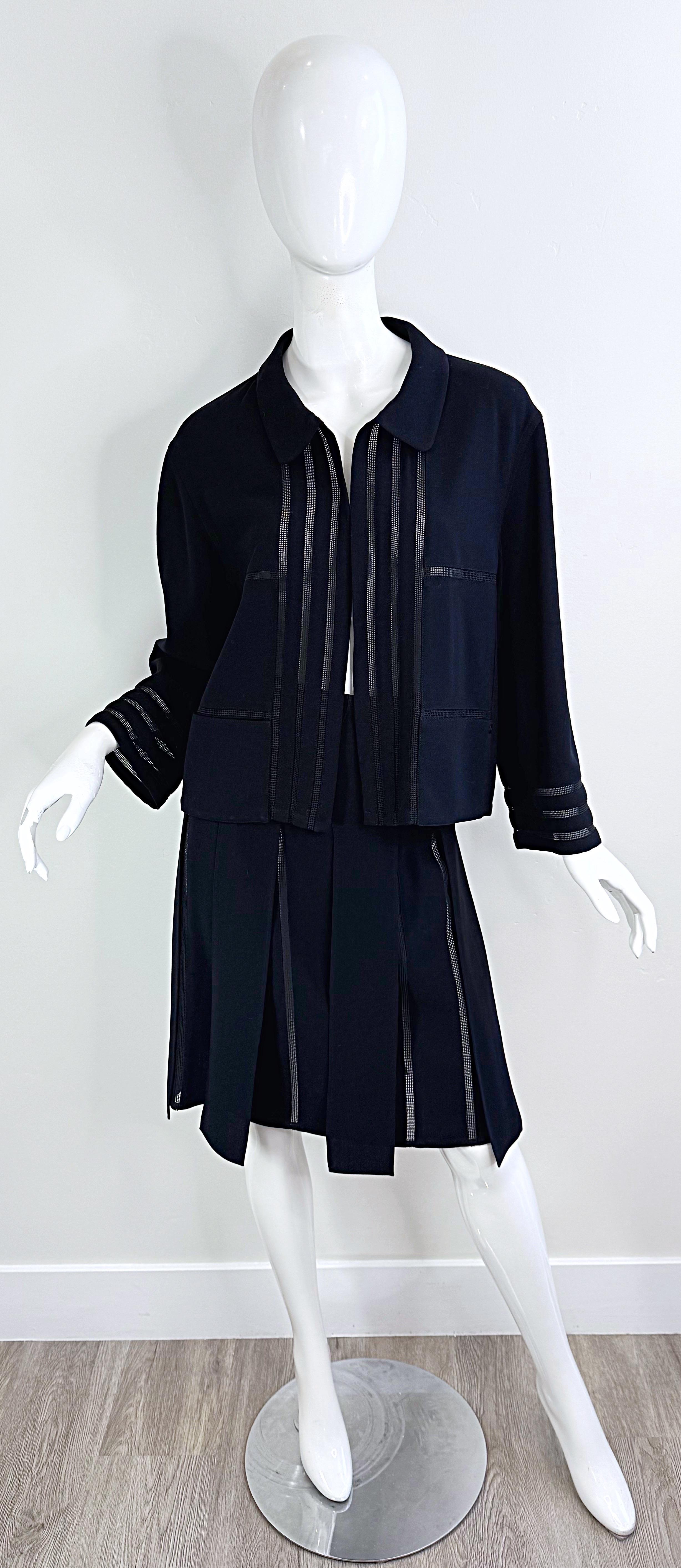 Vintage Chanel Spring 1999 Sz 42 44 Black Sheer Panels Light Wool Skirt Suit In Excellent Condition For Sale In San Diego, CA