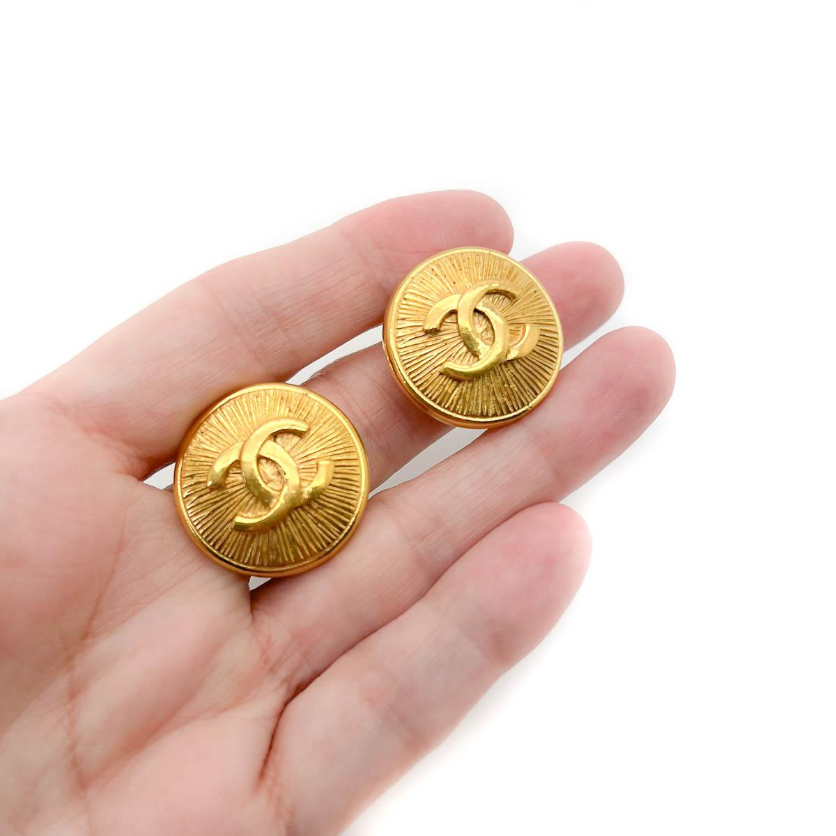 Vintage Chanel Sunburst CC Logo Earrings 1980s In Good Condition For Sale In Wilmslow, GB