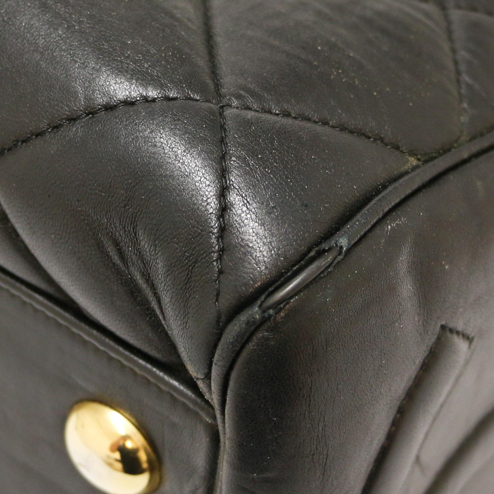 Vintage CHANEL Tote Bag For Sale 5