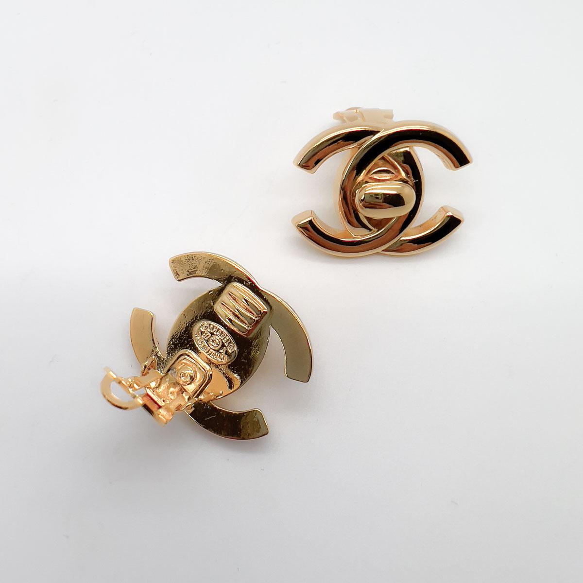 Vintage Chanel Turnlock Logo Earrings 1997 For Sale 1