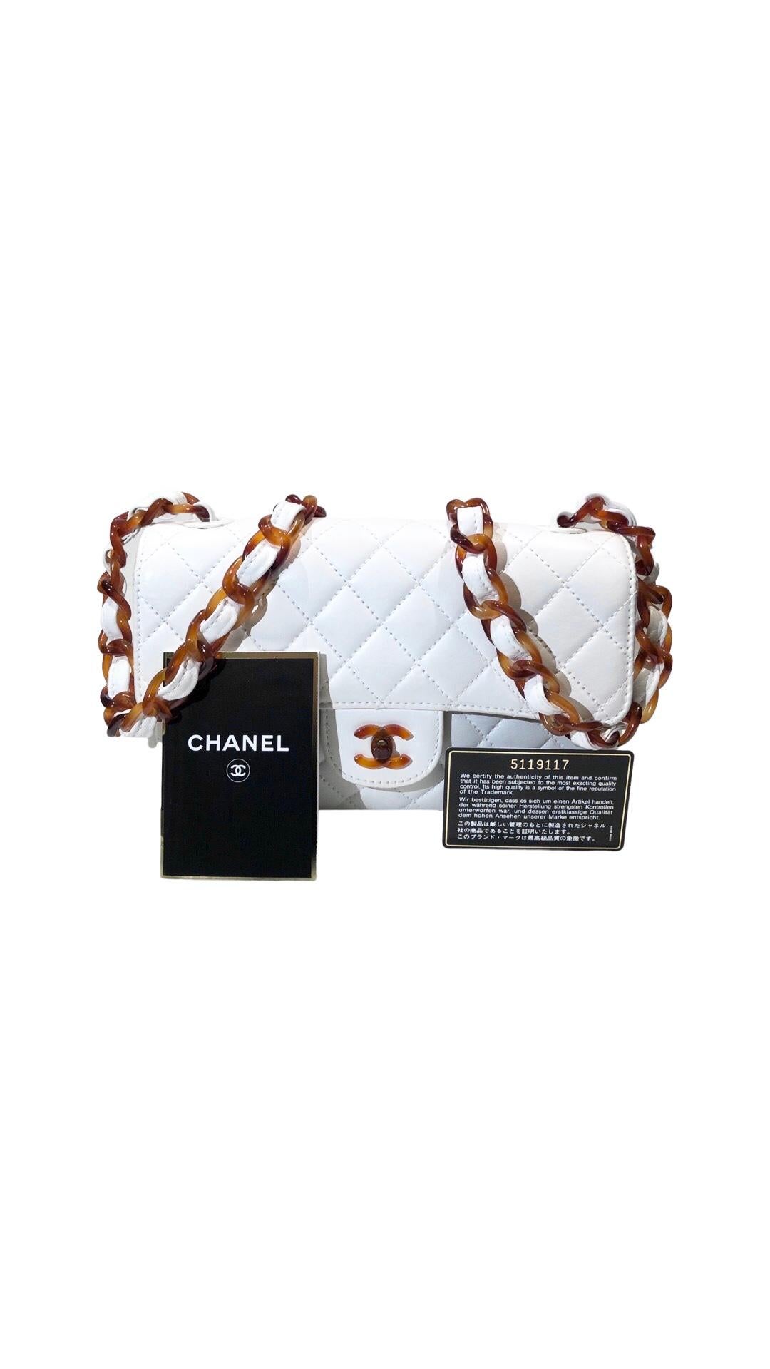 Vintage Chanel White Quilted Lambskin Classic Flap Tortoiseshell Shoulder Bag  For Sale 2