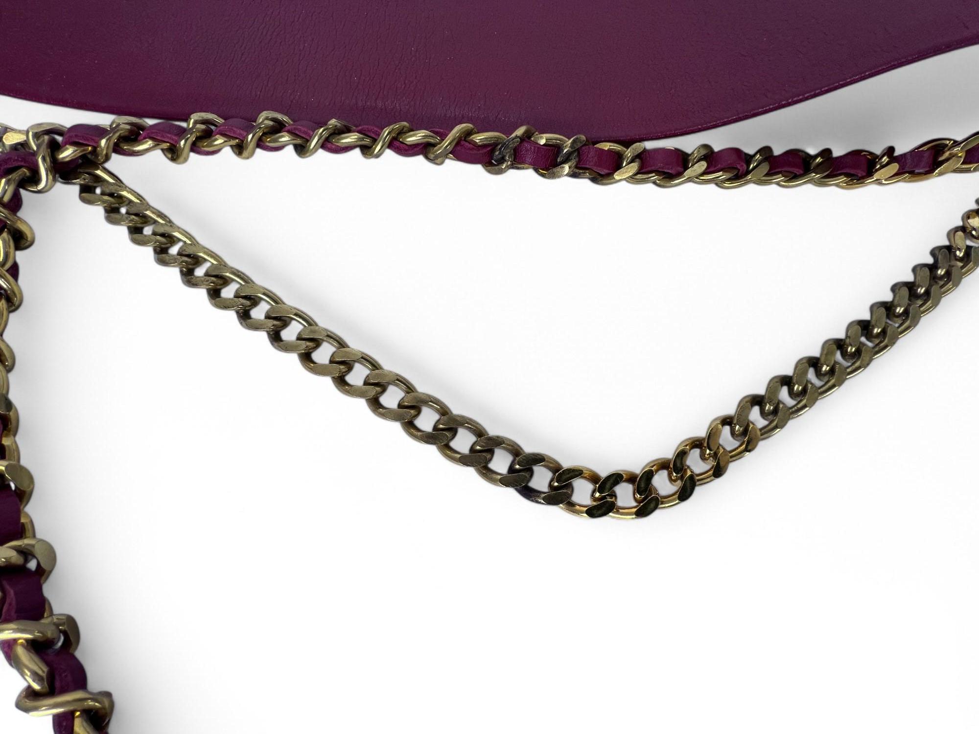 Chanel Red Lambskin & Gold Chain Belt (Spring/Summer 1992) For Sale 11