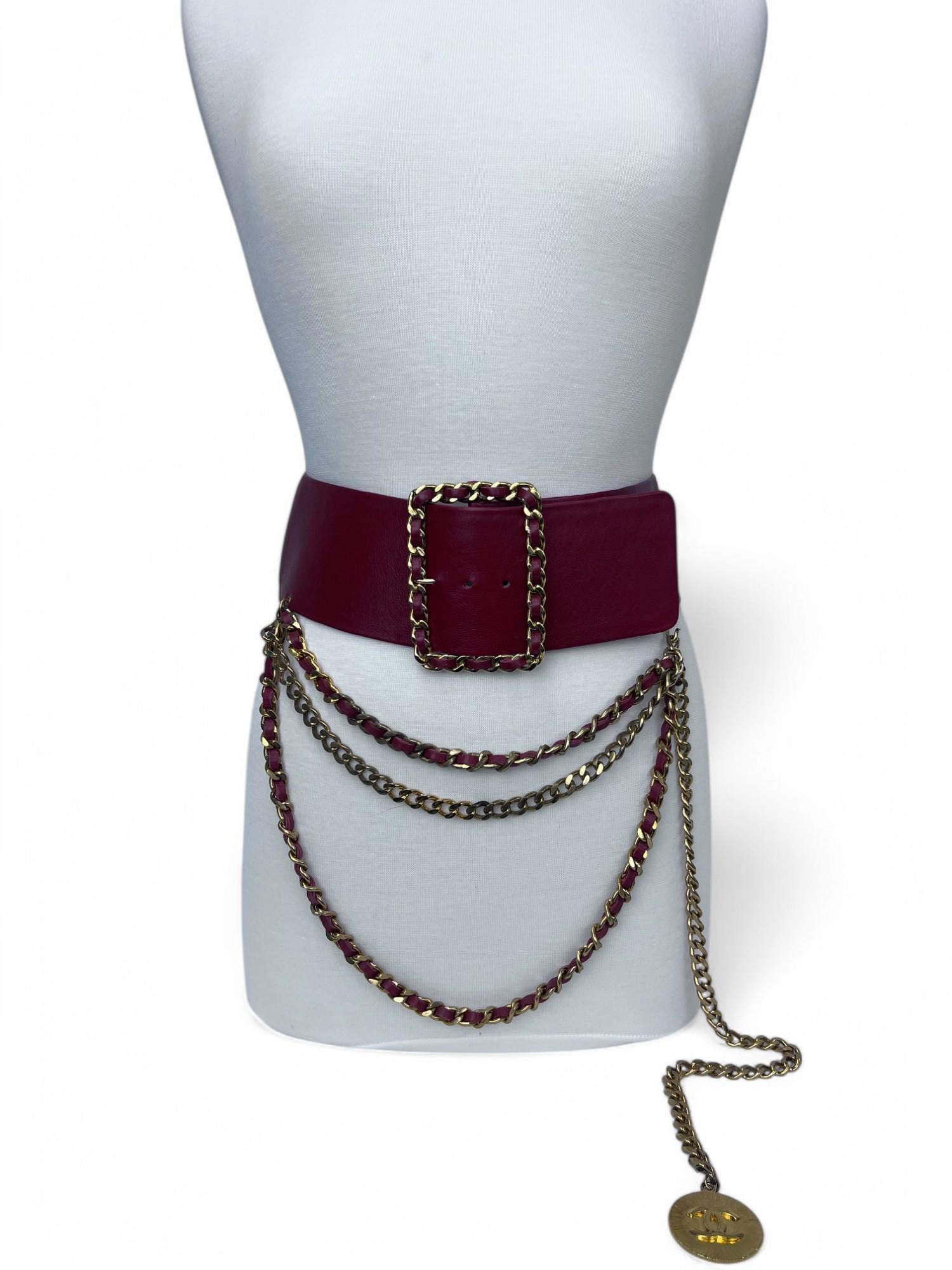 A bold and luxurious statement piece, this vintage Chanel wide long chain belt seamlessly blends elegance with an edgy, fashion-forward appeal.

Designed by Karl Lagerfeld for Chanel and Victoire de Castellane, this Spring/Summer 1992 belt was seen