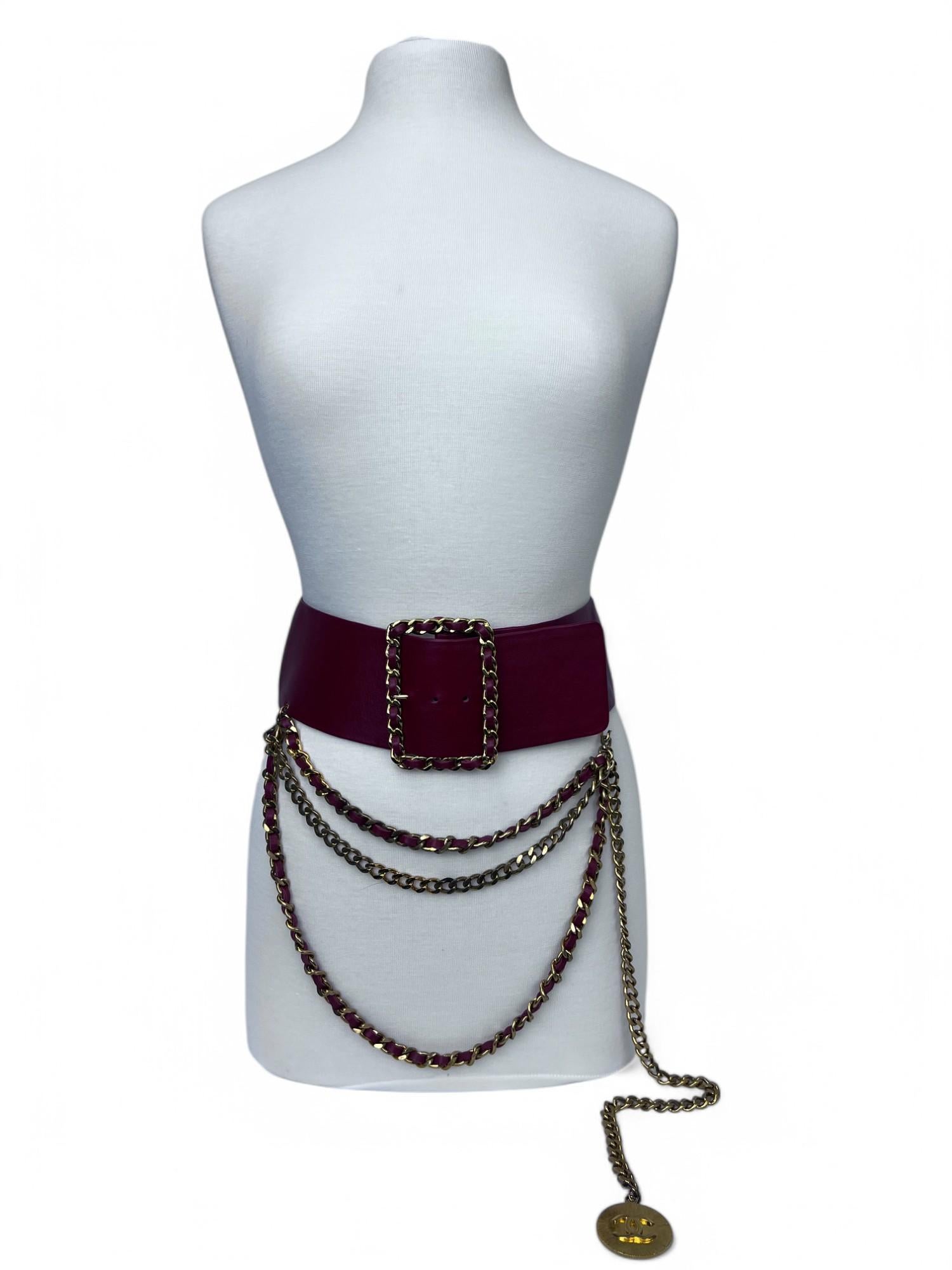 Gray Chanel Red Lambskin & Gold Chain Belt (Spring/Summer 1992) For Sale