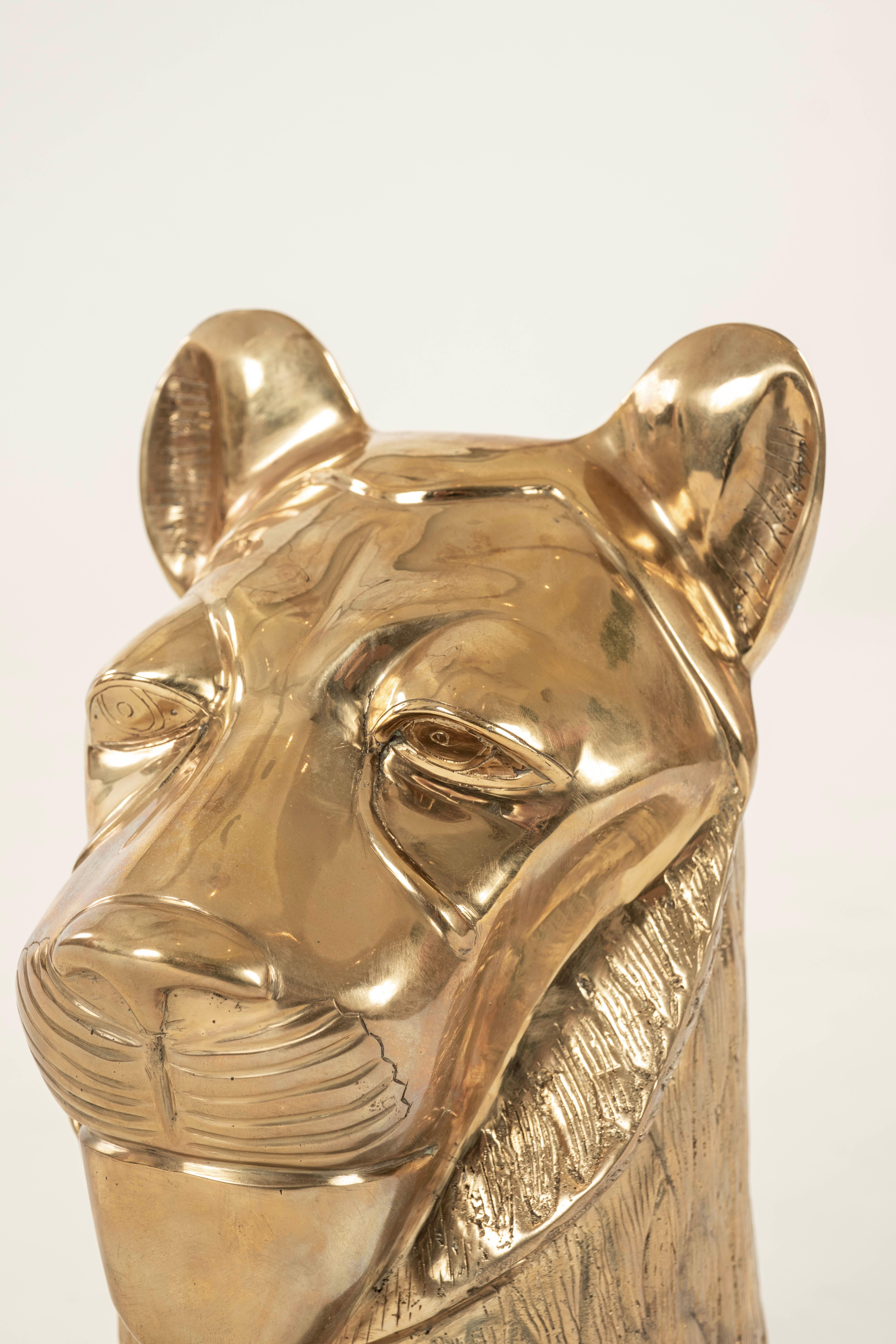Vintage Chapman Brass Lioness Bust in vendita 1