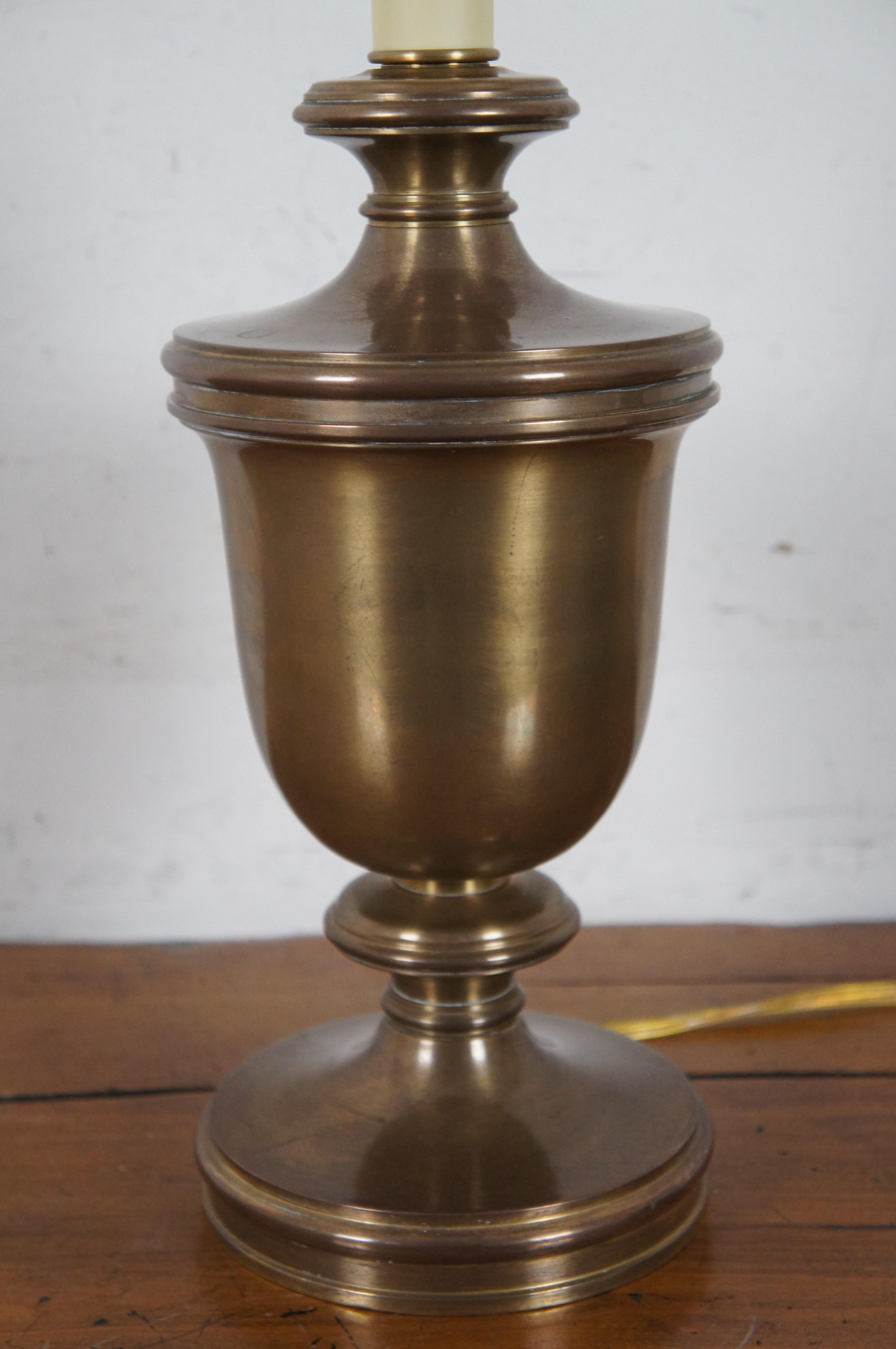 Vintage Chapman Brass Two Light Mantel Trophy Urn Table Vanity Lamp 1