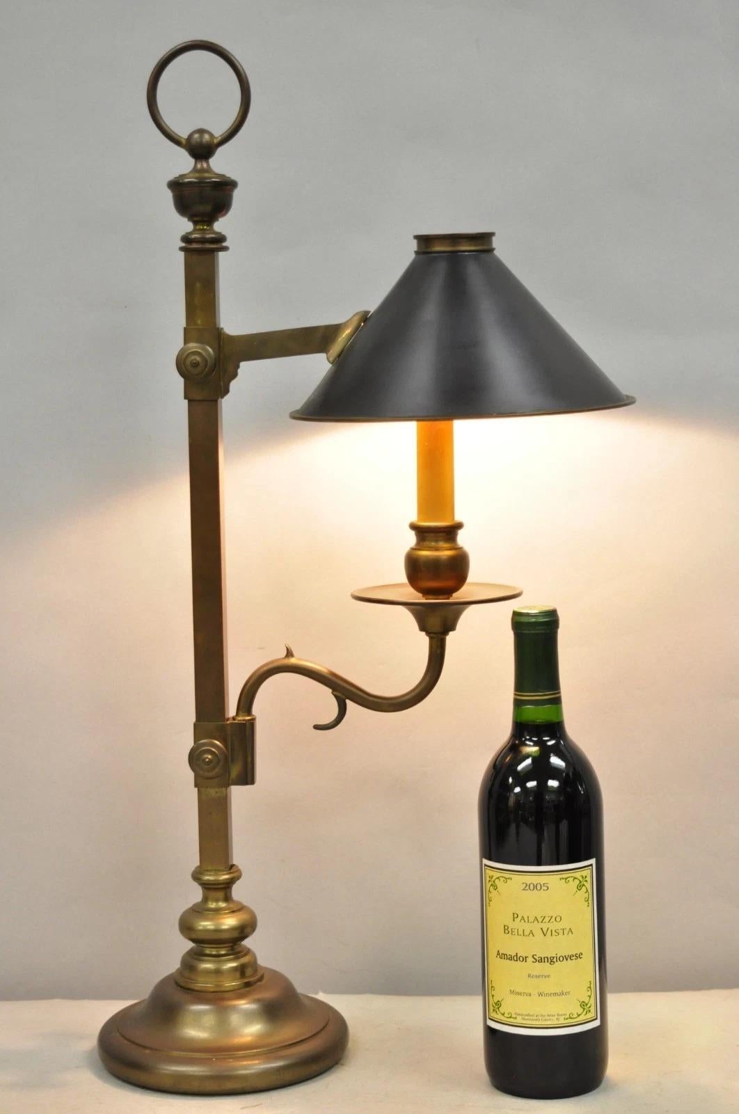 Vintage Chapman French Country Patinated Brass Branch Kerzenständer Schreibtischlampe. CIRCA Spätes 20. Jahrhundert. Abmessungen: 25