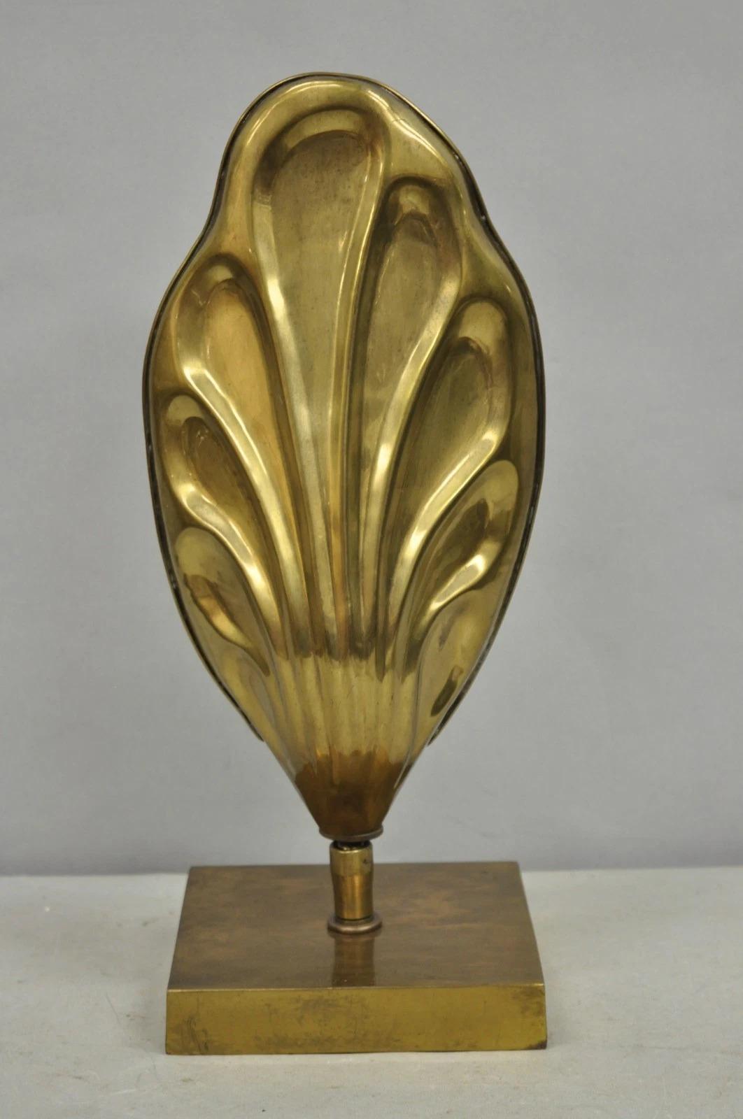 Vintage Chapman Hollywood Regency Burnished Brass Small Leaf Sconce Table Lamp For Sale 2