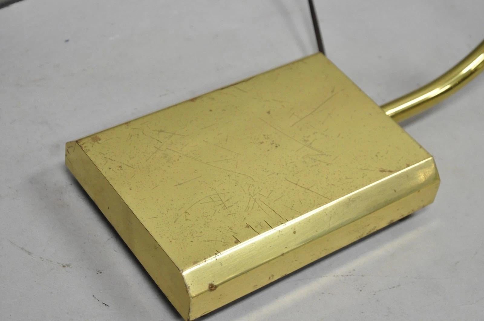 Vintage Chapman Lámpara de pie de farmacia de lectura de latón regulable, moderna de mediados de siglo en venta 2