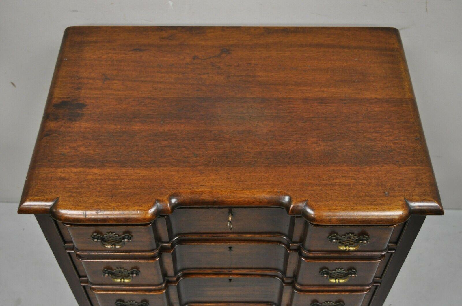 20th Century Vintage Charak English Chippendale Style Mahogany 4 Drawer Blockfront Chest