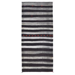 Vintage Kilim a righe grigio e carbone con motivi rossi 5'8''x12'8''